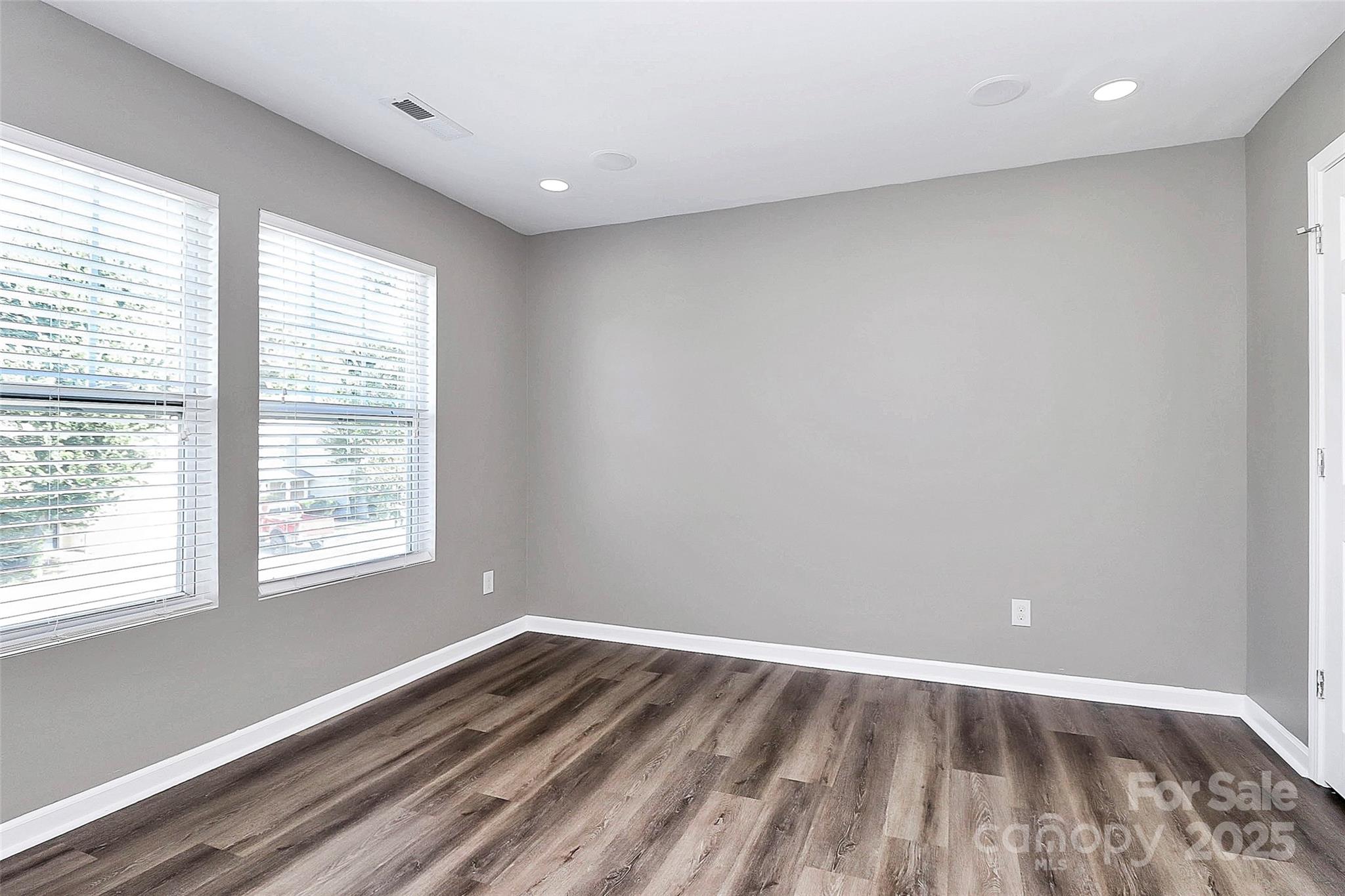 15705 Lakepoint Forest Drive