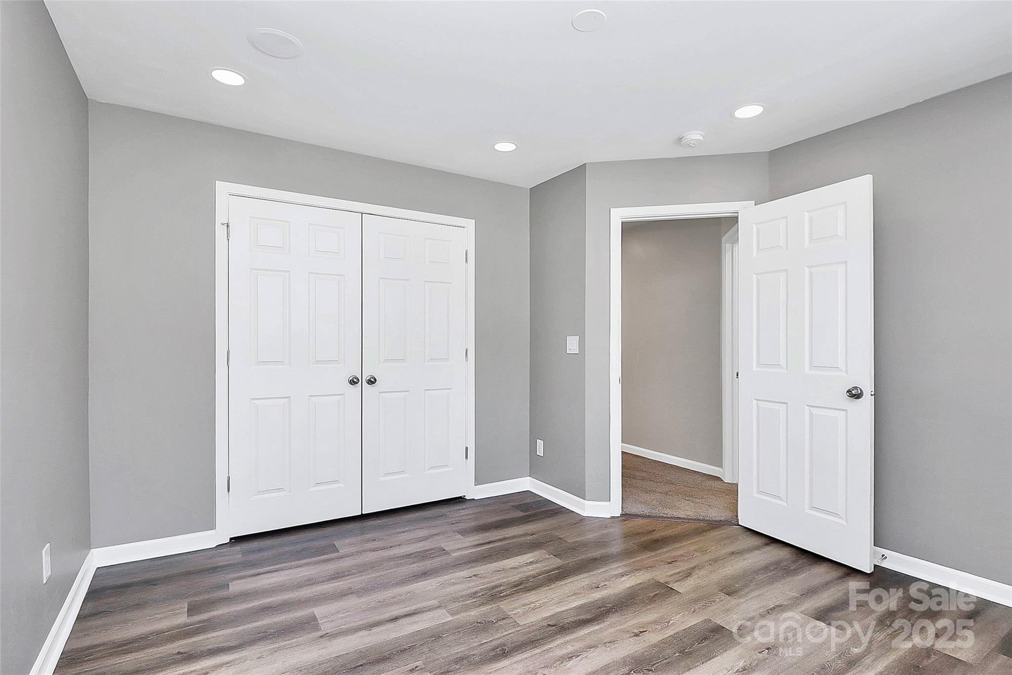 15705 Lakepoint Forest Drive