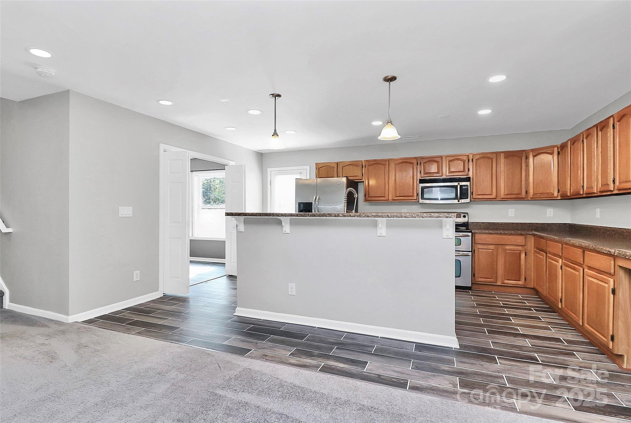 15705 Lakepoint Forest Drive