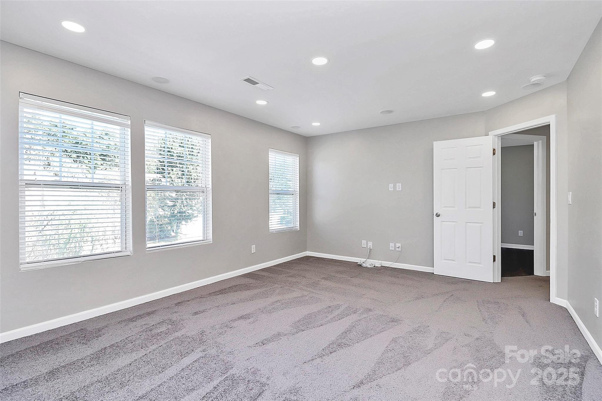 15705 Lakepoint Forest Drive