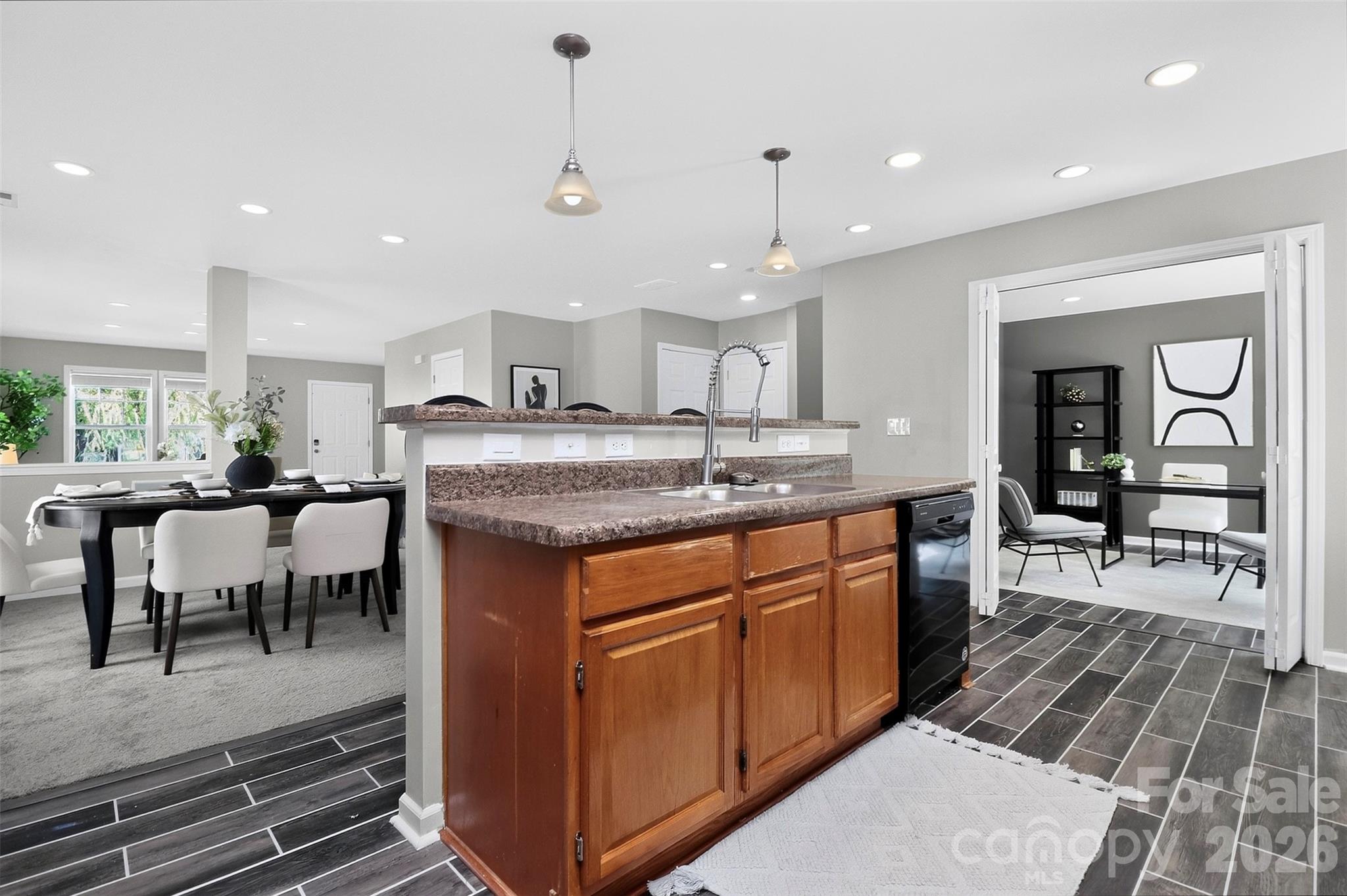 15705 Lakepoint Forest Drive