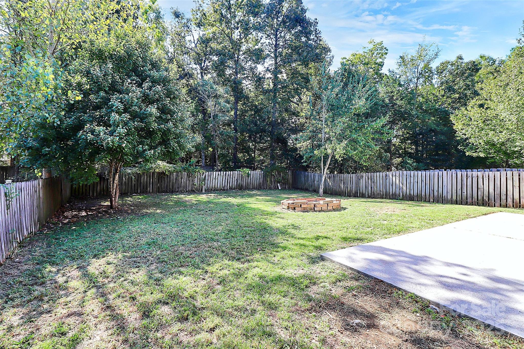 15705 Lakepoint Forest Drive