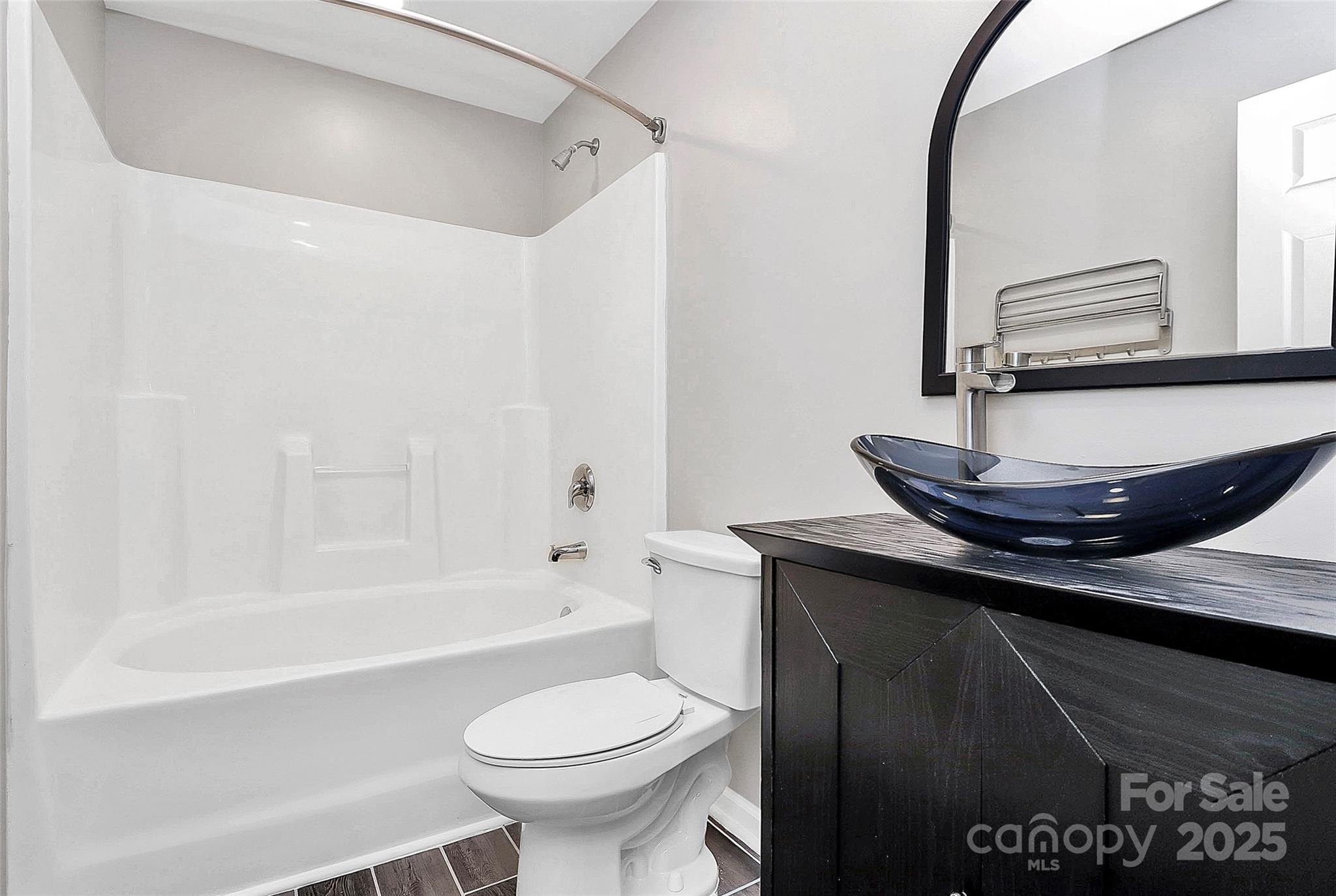 15705 Lakepoint Forest Drive