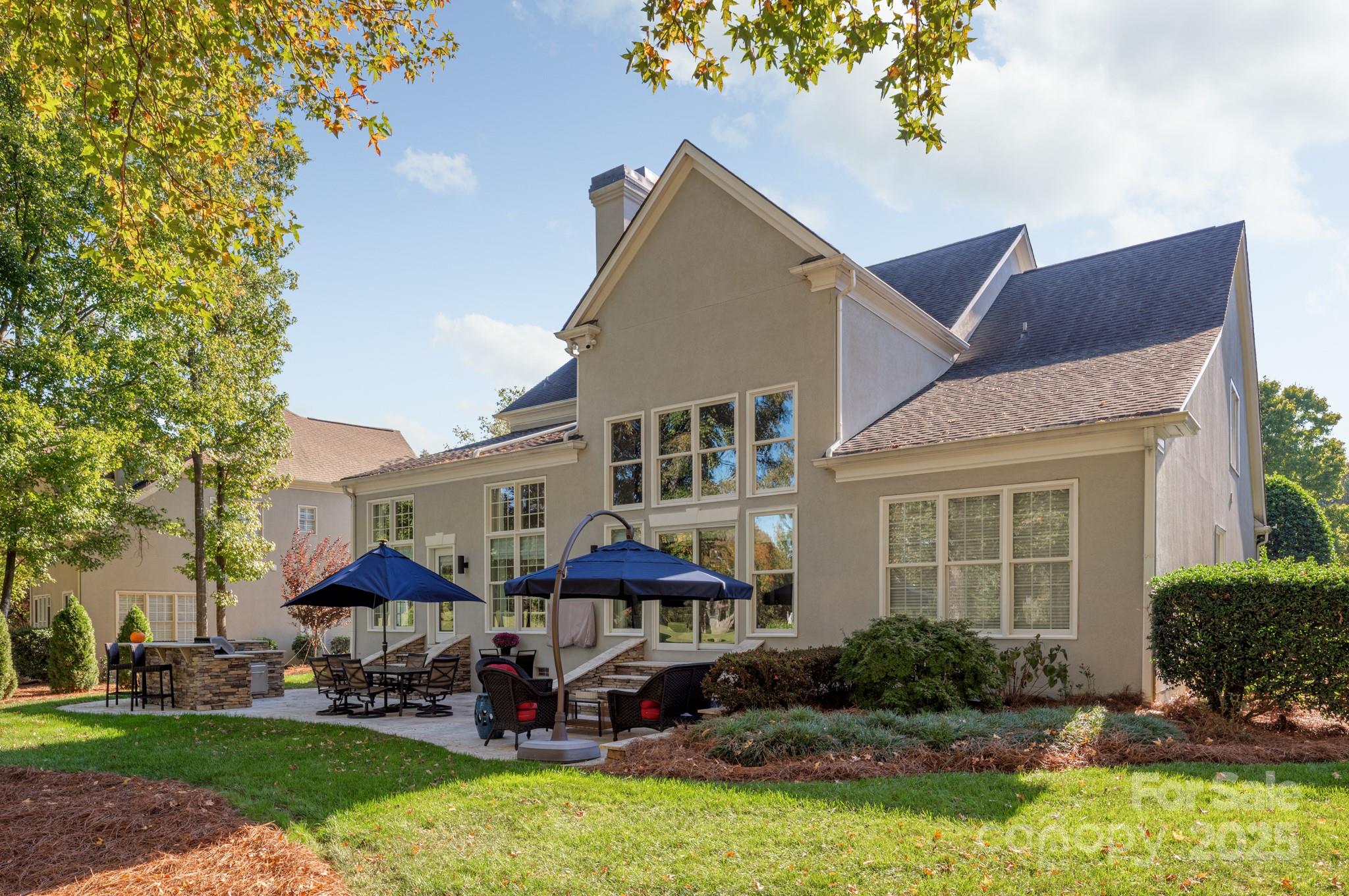 7208 Versailles Lane Unit: 4