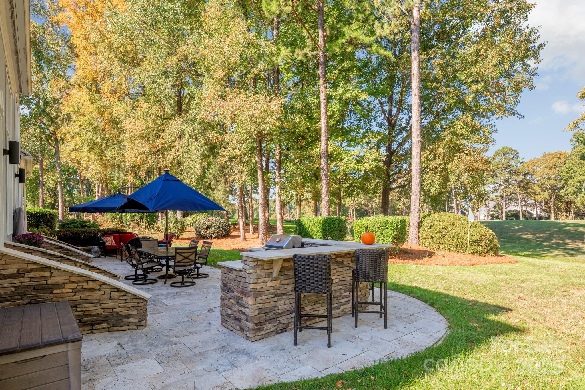 7208 Versailles Lane Unit: 4