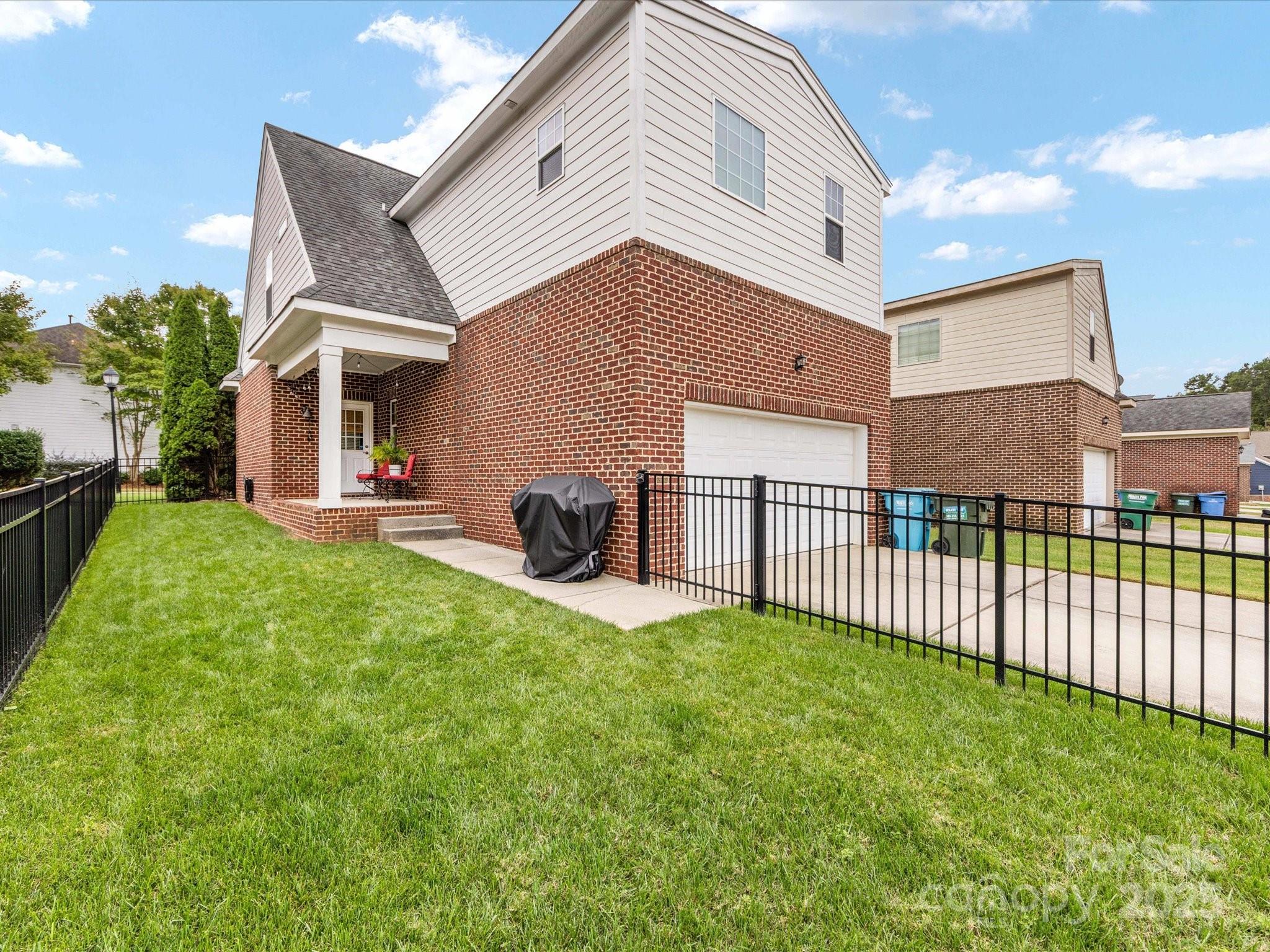 4303 Patriots Hill Road