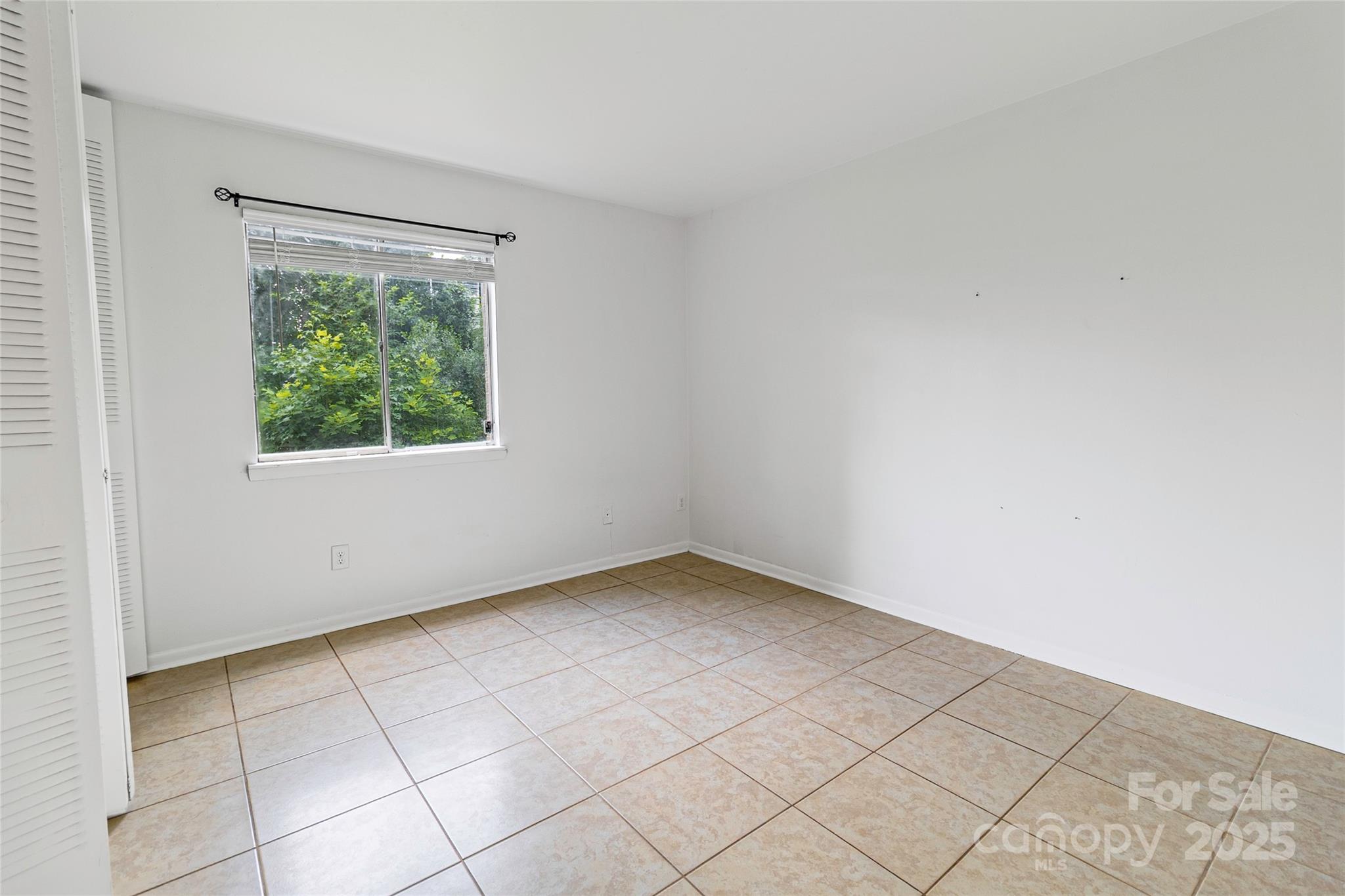 326 Orchard Trace Lane Unit: 3