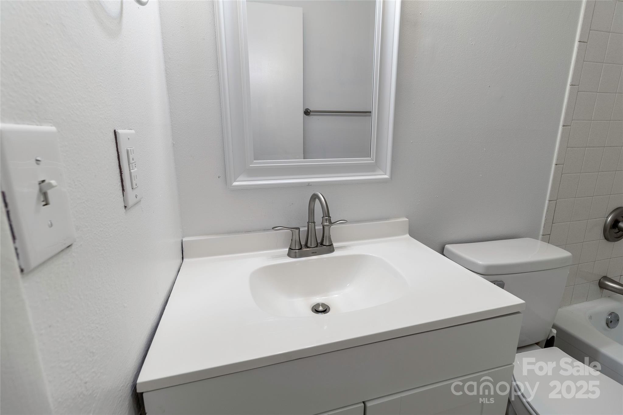 326 Orchard Trace Lane Unit: 3