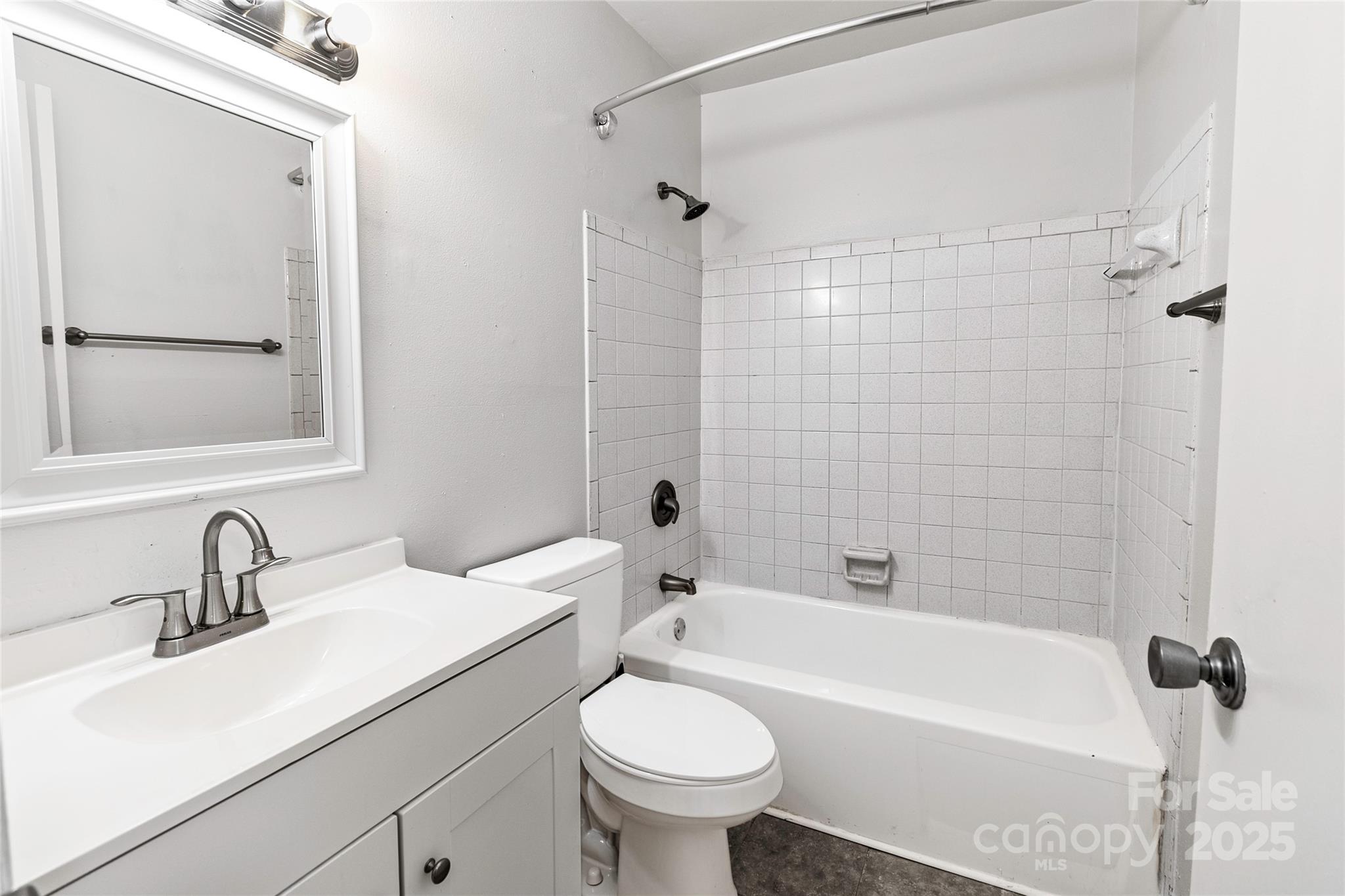 326 Orchard Trace Lane Unit: 3