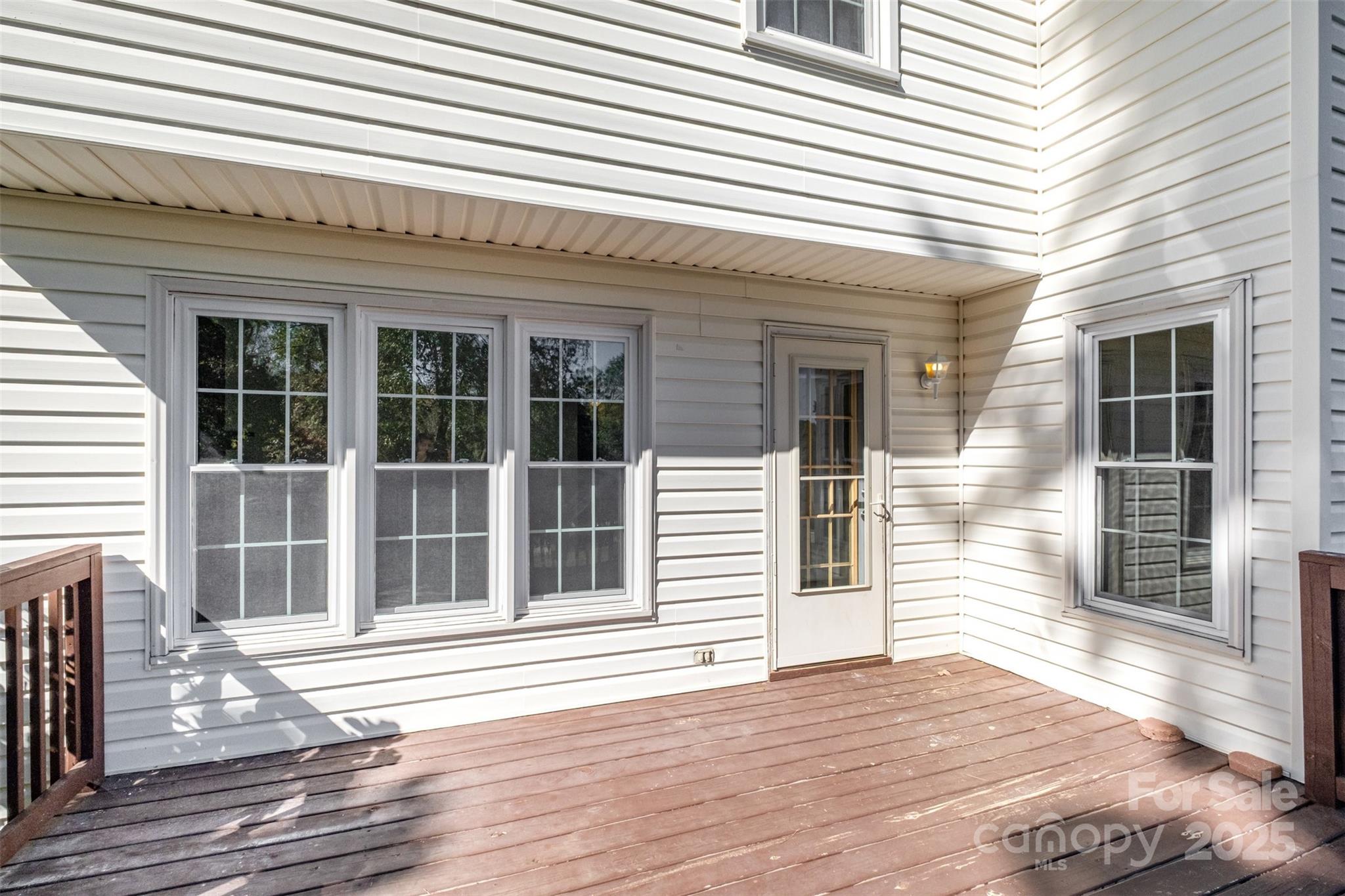 417 Vincent Court