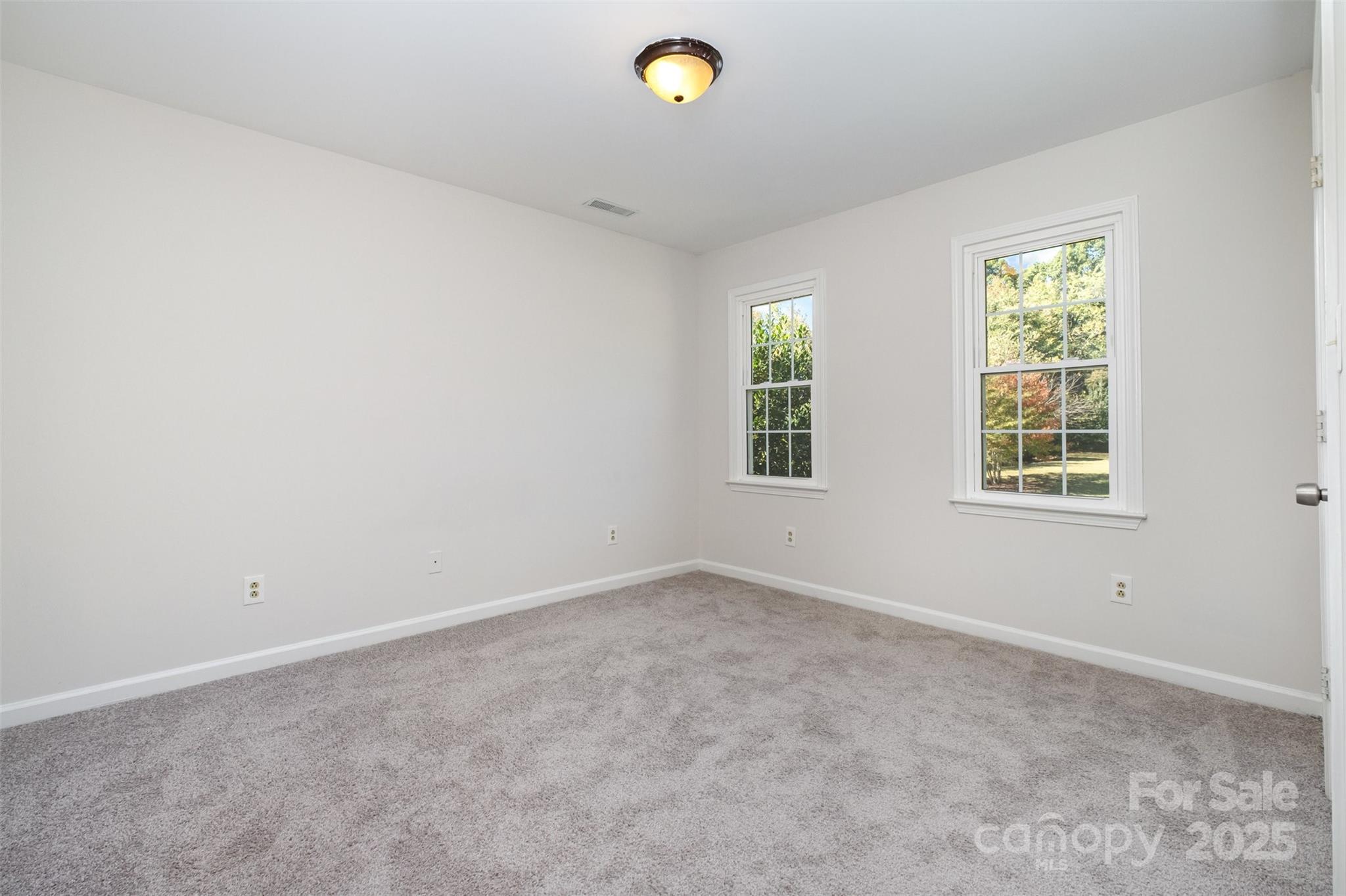 417 Vincent Court