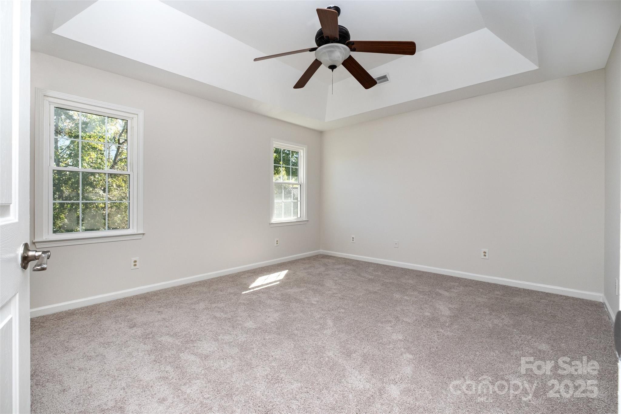 417 Vincent Court