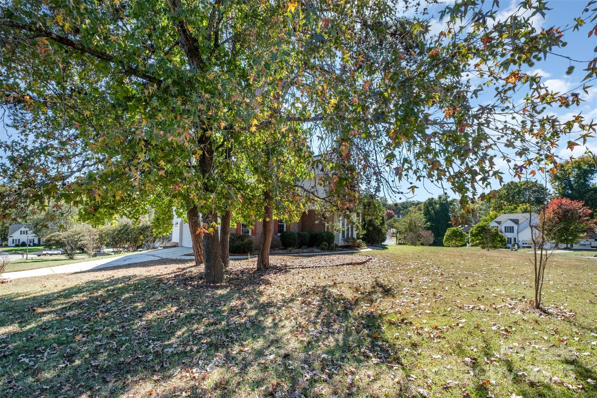 417 Vincent Court