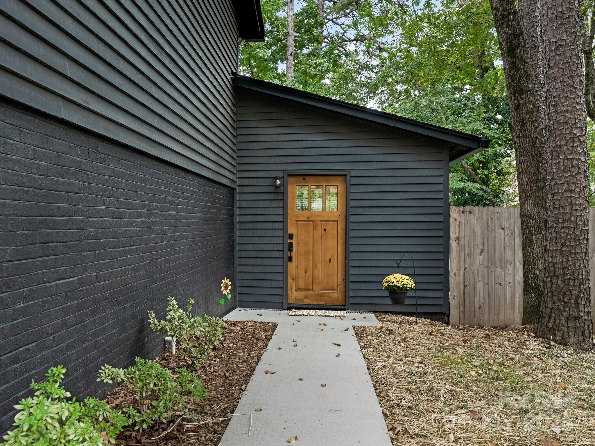 132 Creek Valley Drive