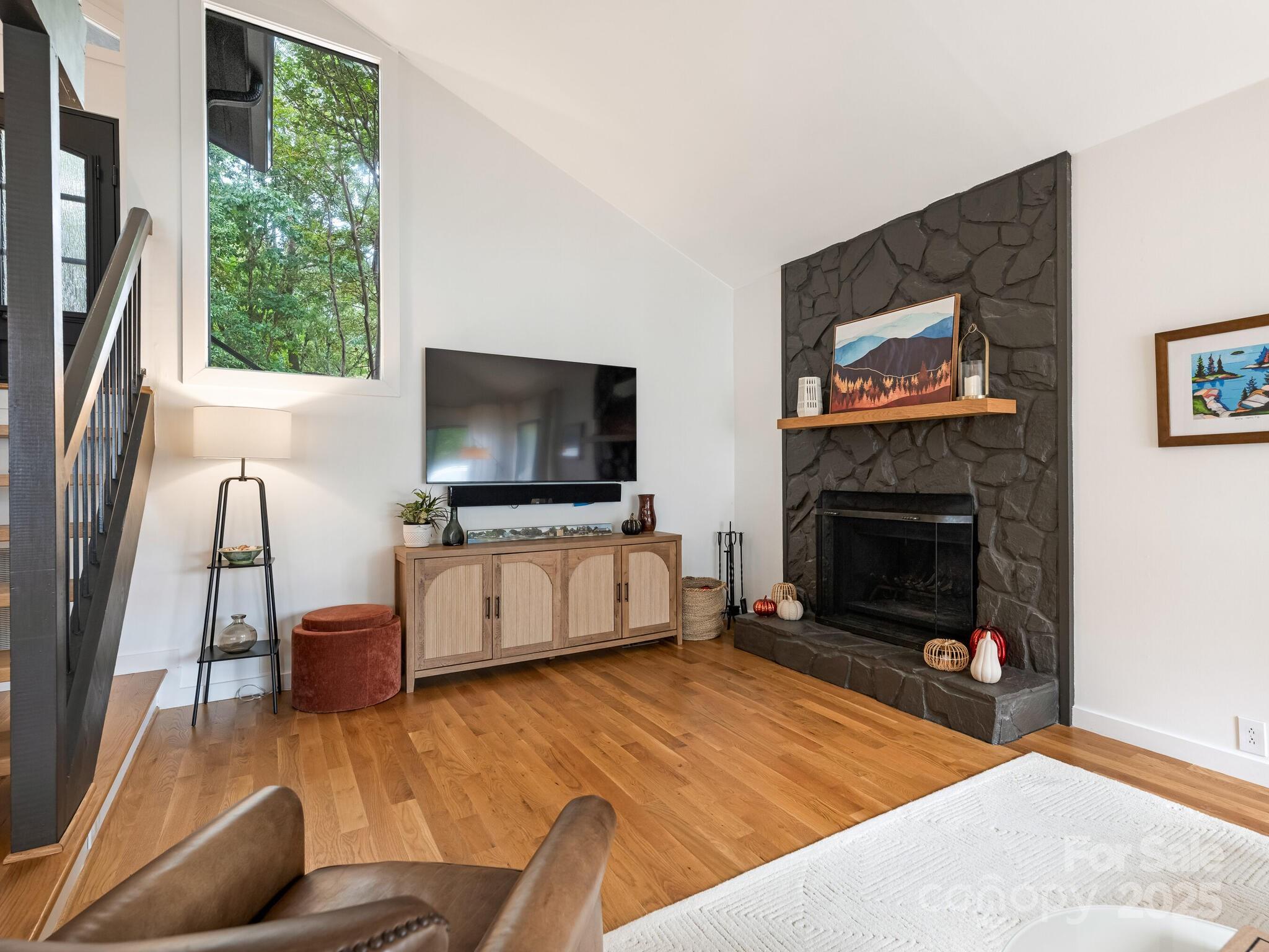 132 Creek Valley Drive