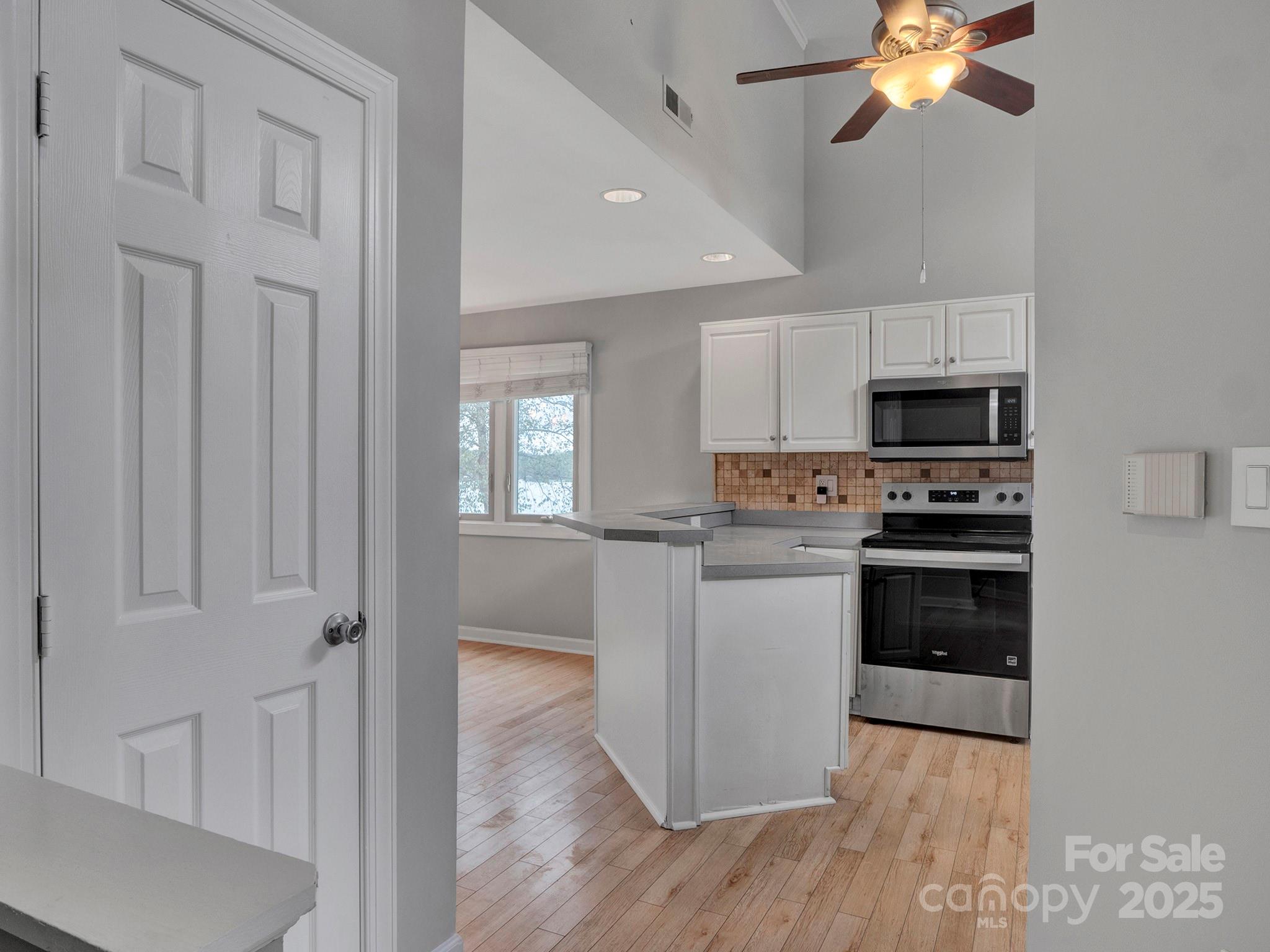 14043 Queens Harbor Road