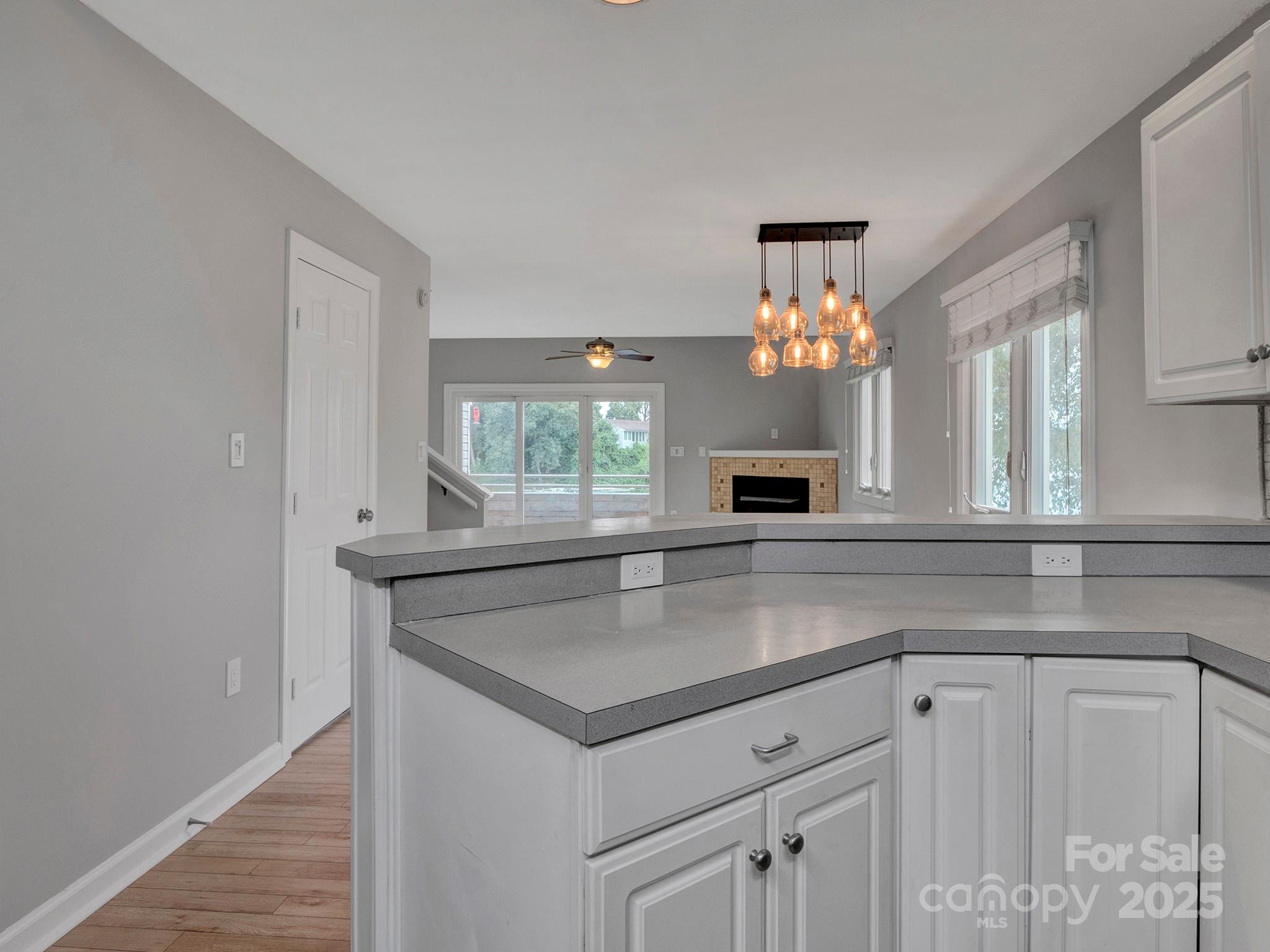 14043 Queens Harbor Road