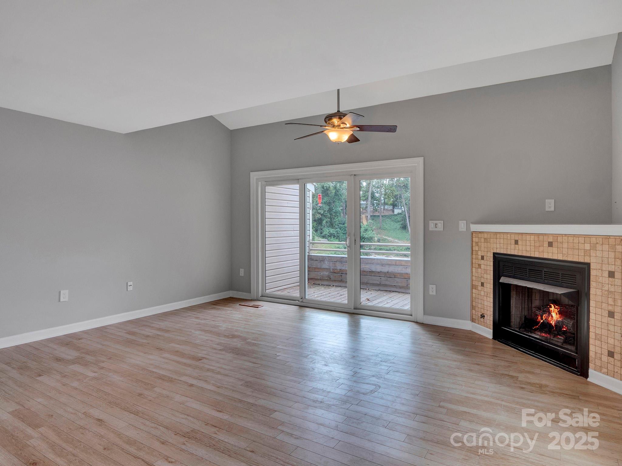 14043 Queens Harbor Road