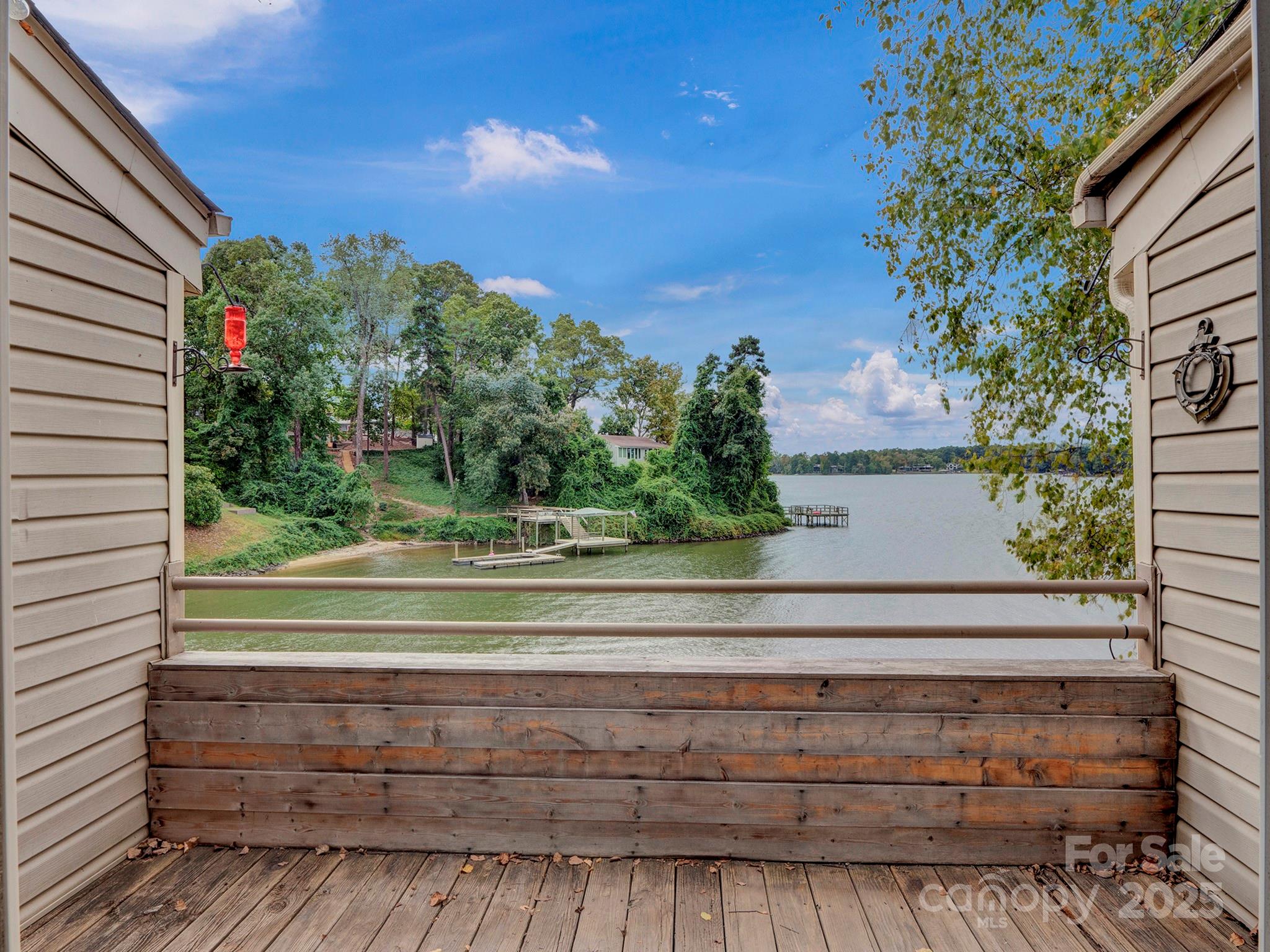 14043 Queens Harbor Road