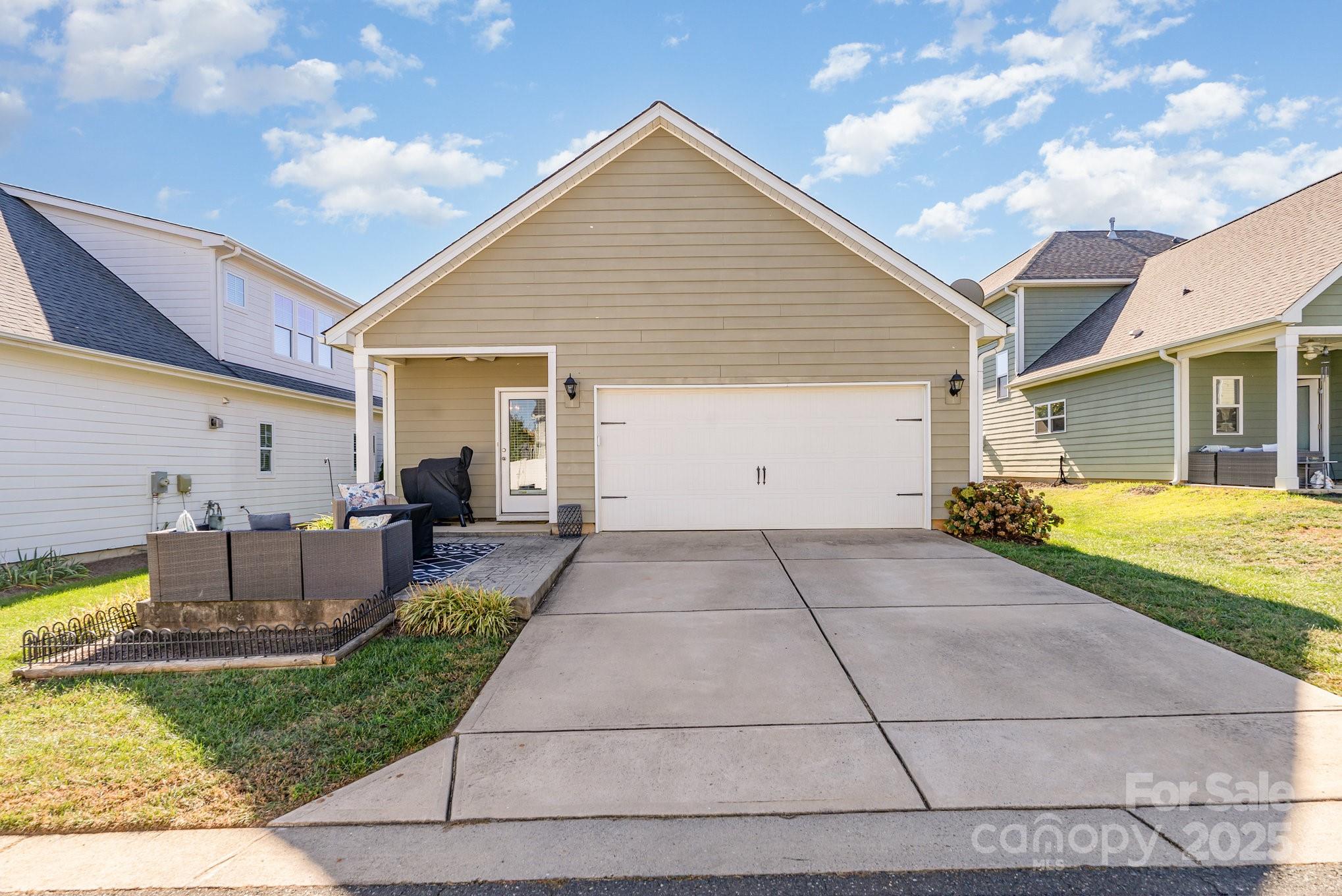 3228 Lock Erne Avenue