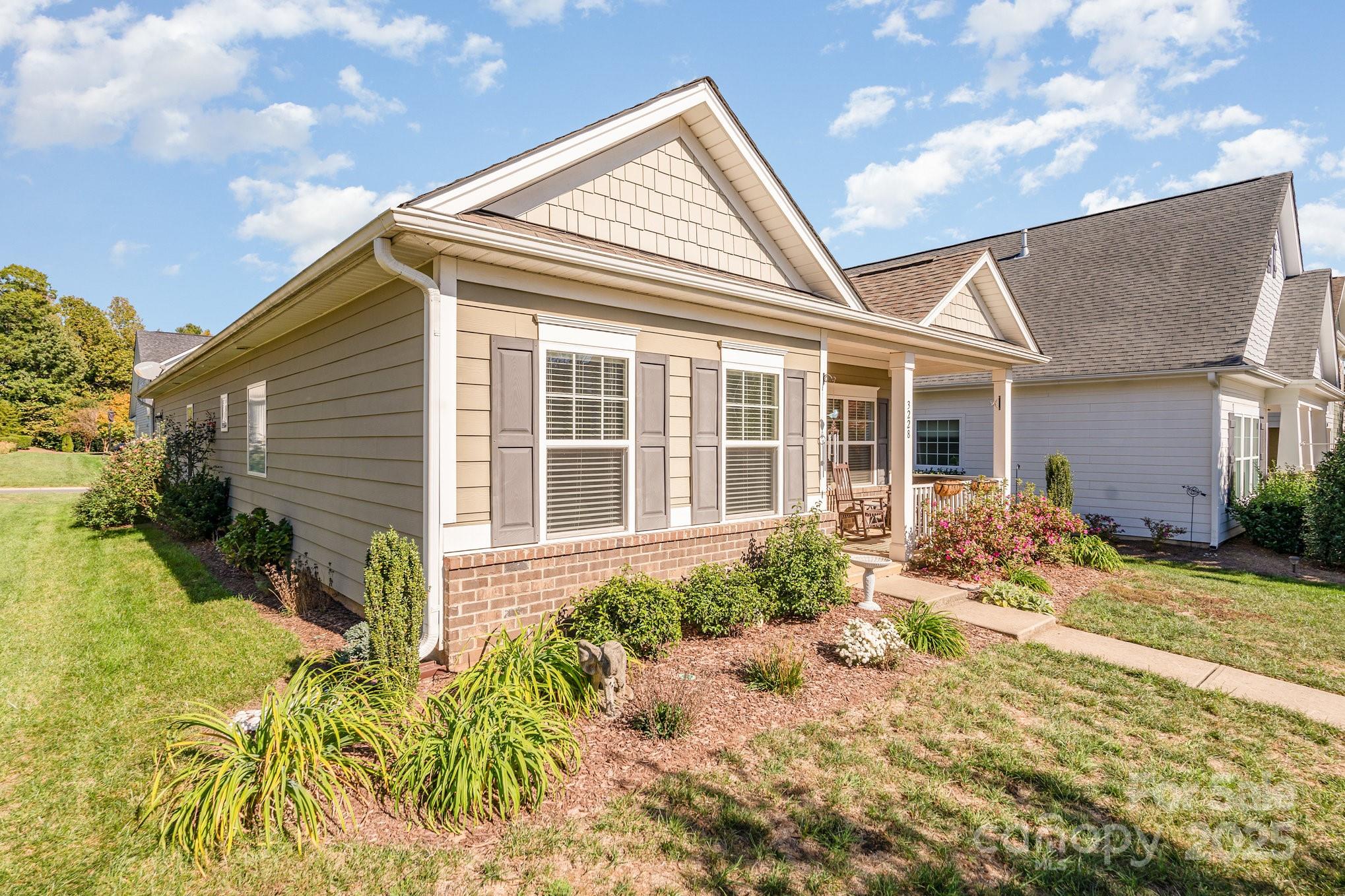 3228 Lock Erne Avenue