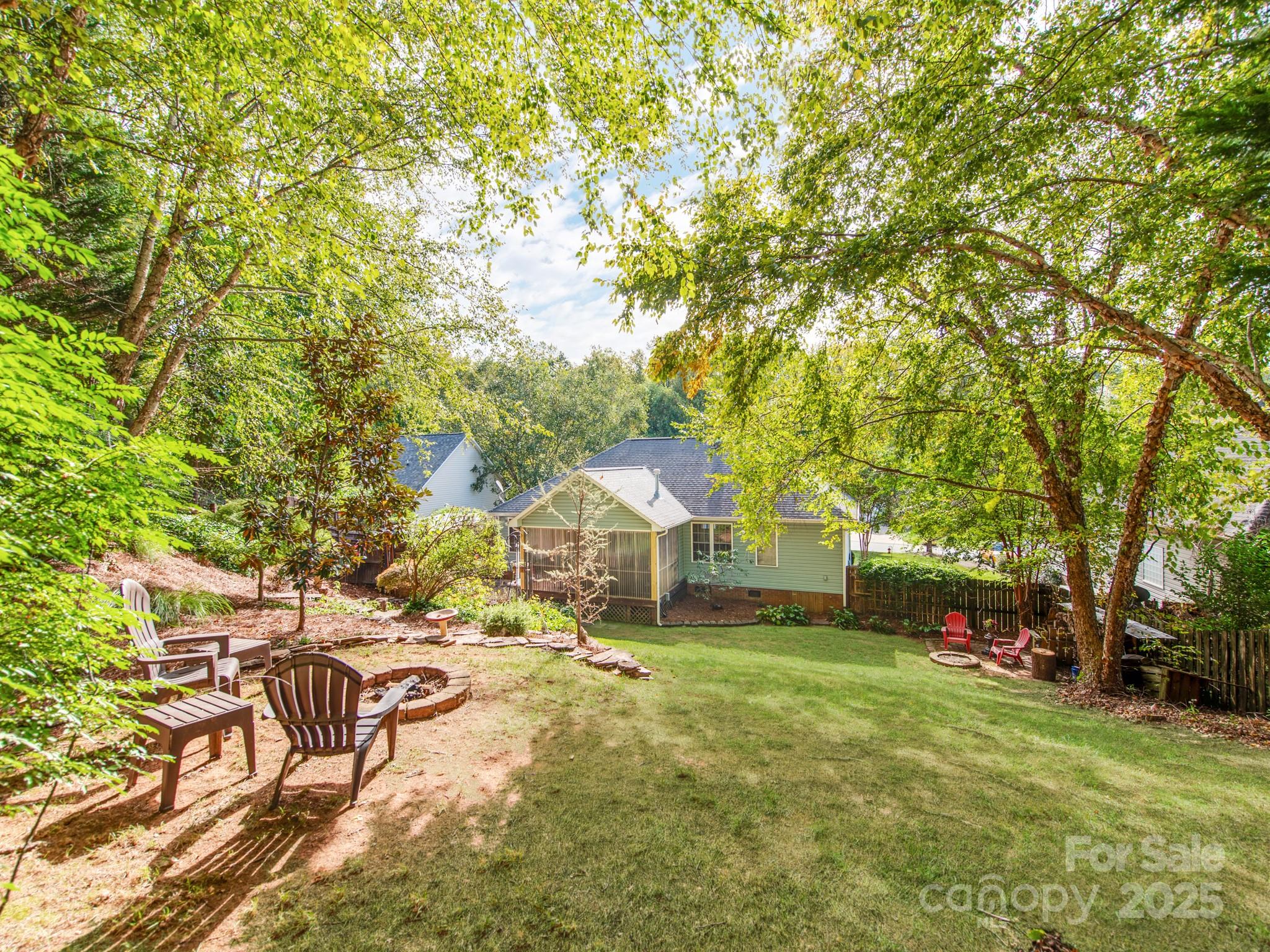 309 Brightwood Court SW