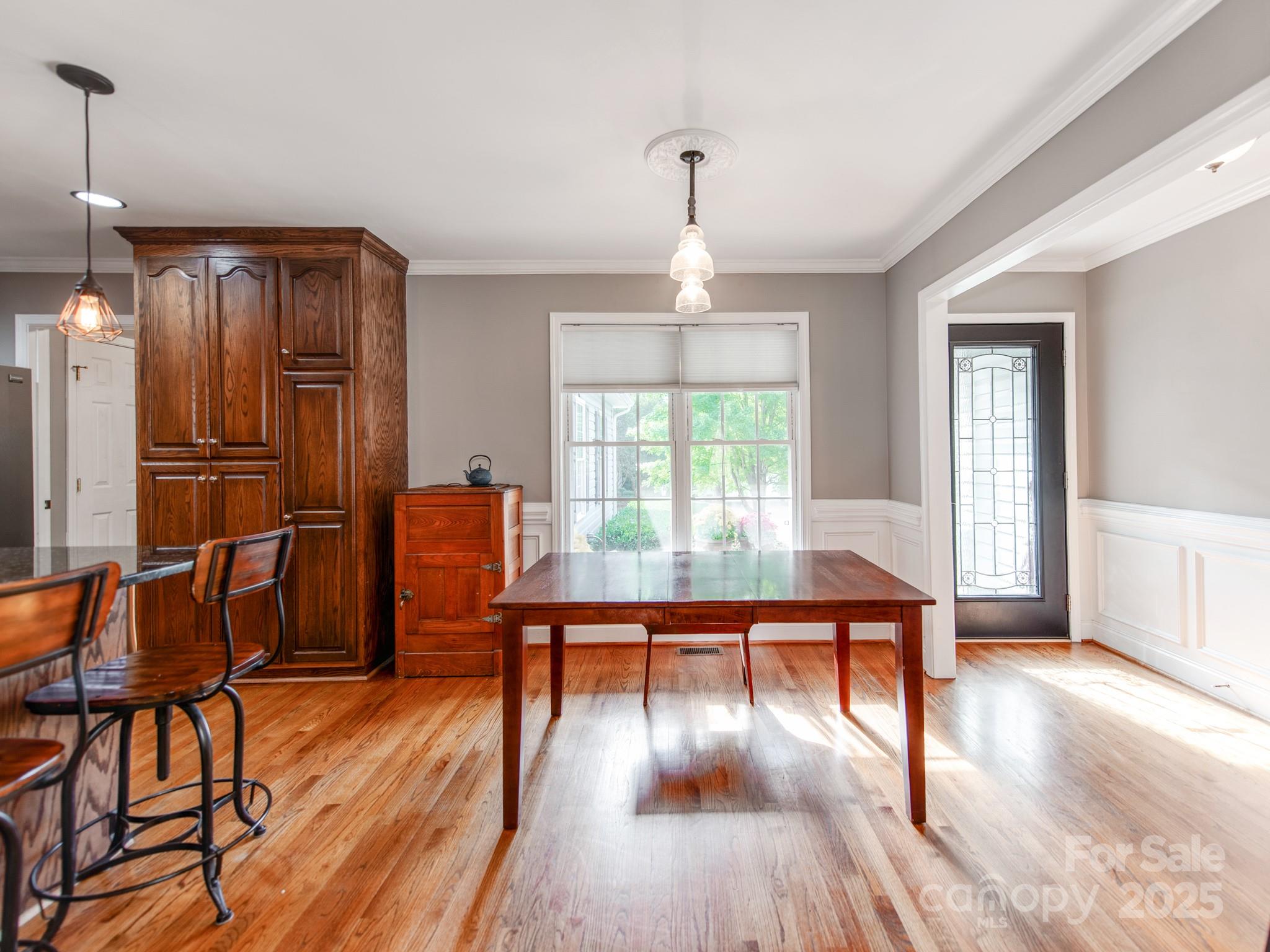 309 Brightwood Court SW