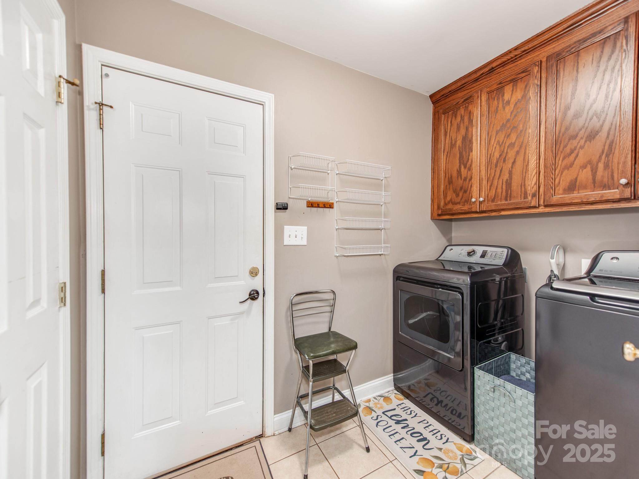 309 Brightwood Court SW