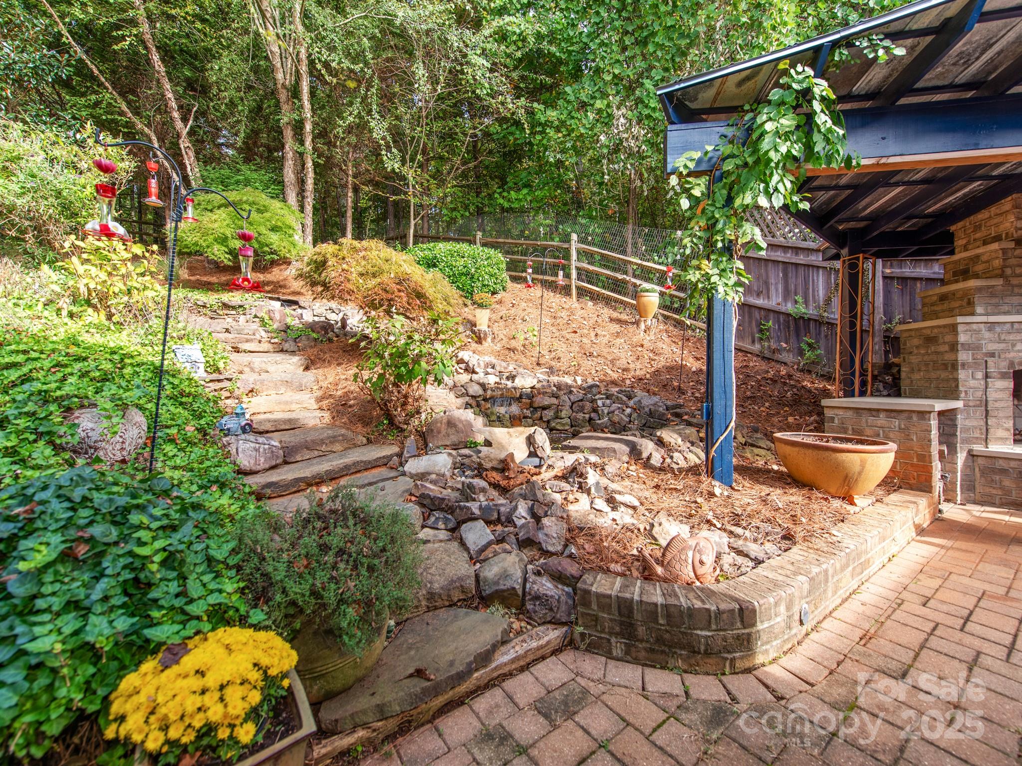 309 Brightwood Court SW