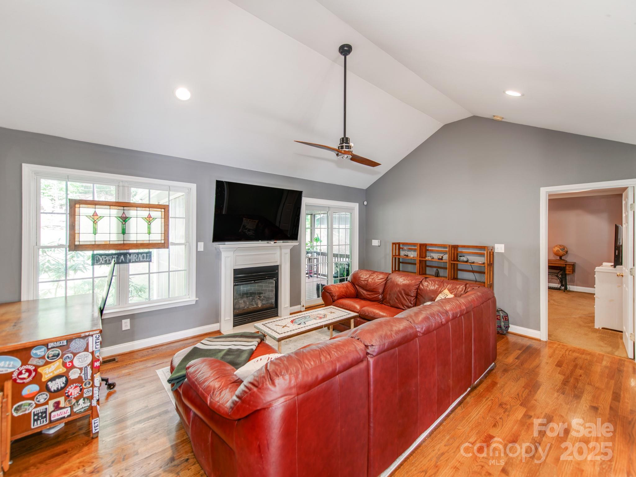 309 Brightwood Court SW