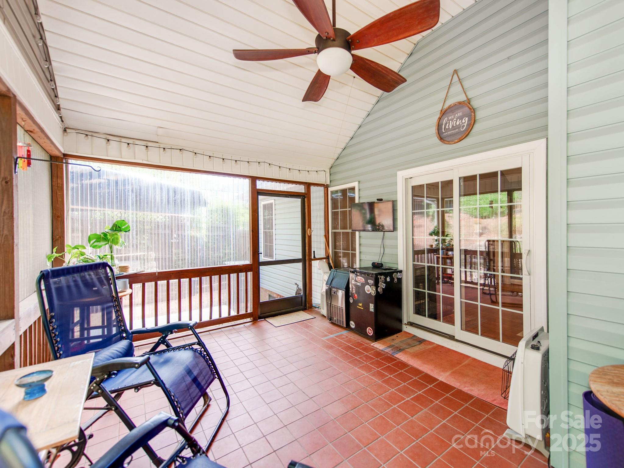 309 Brightwood Court SW