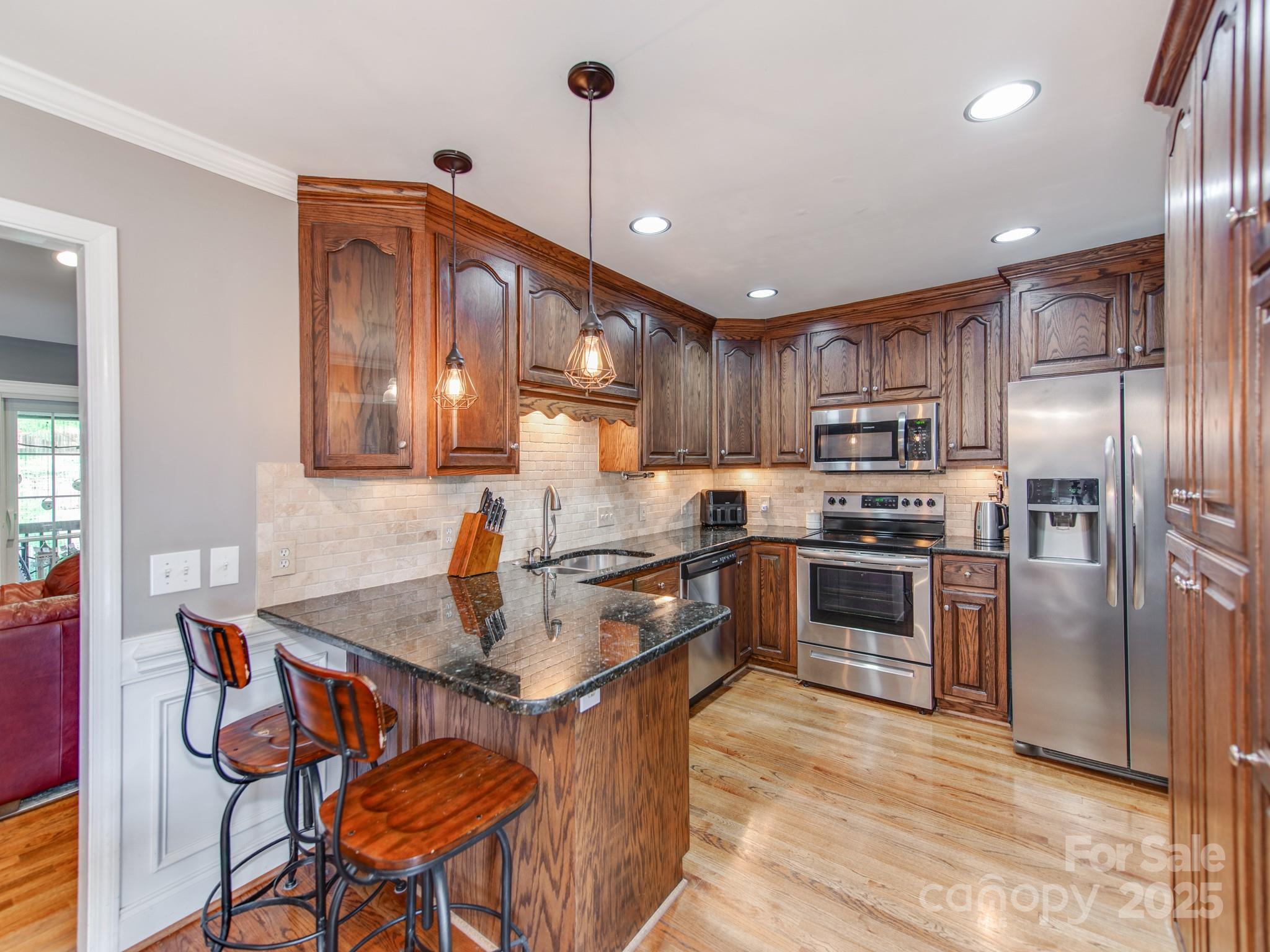 309 Brightwood Court SW