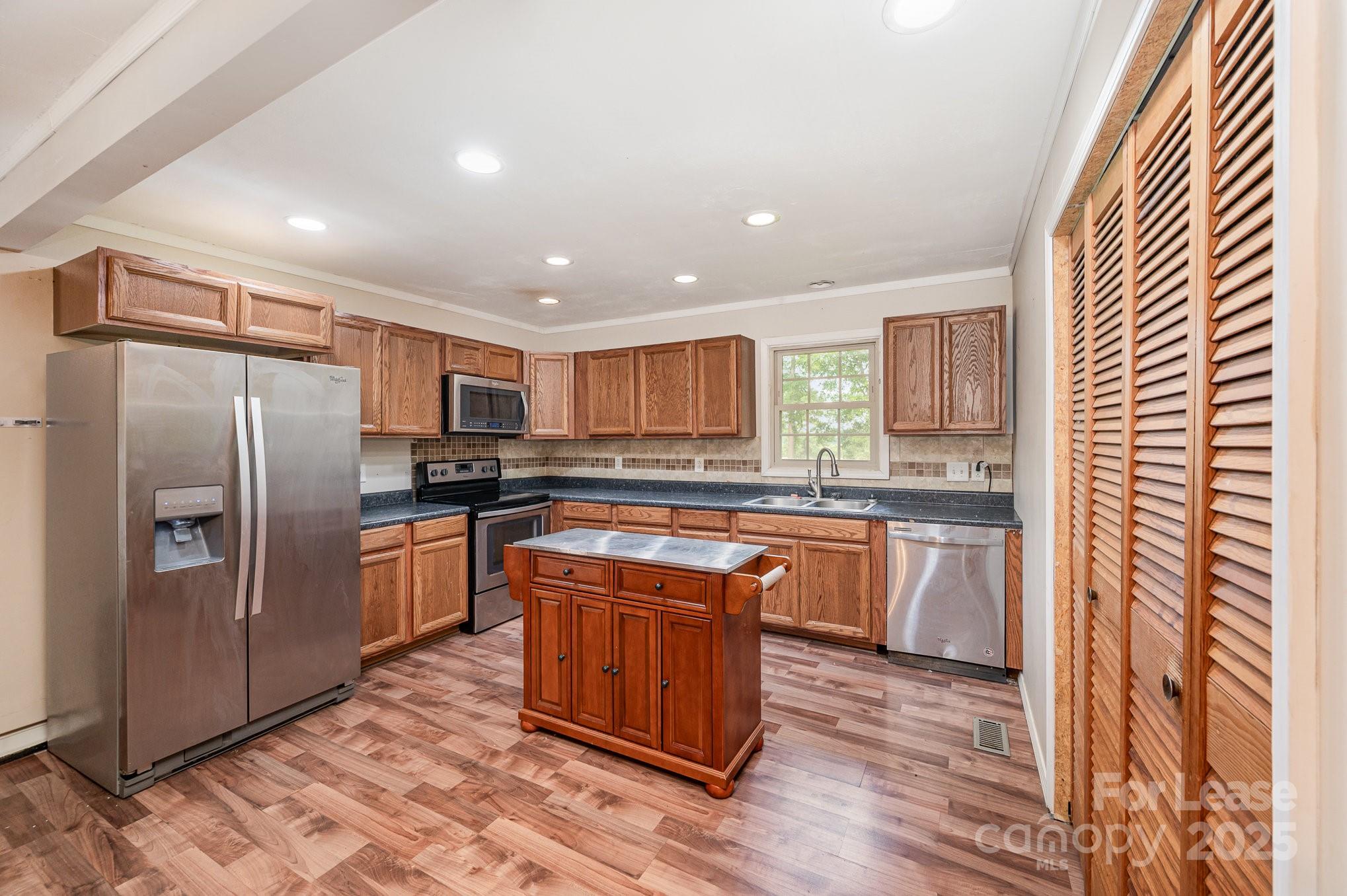 6118 S Rocky River Road