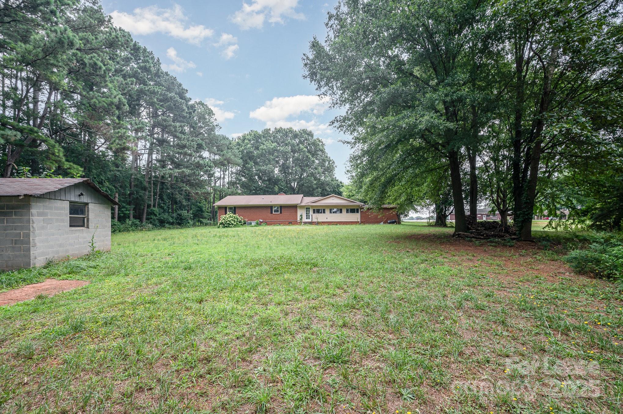 6118 S Rocky River Road