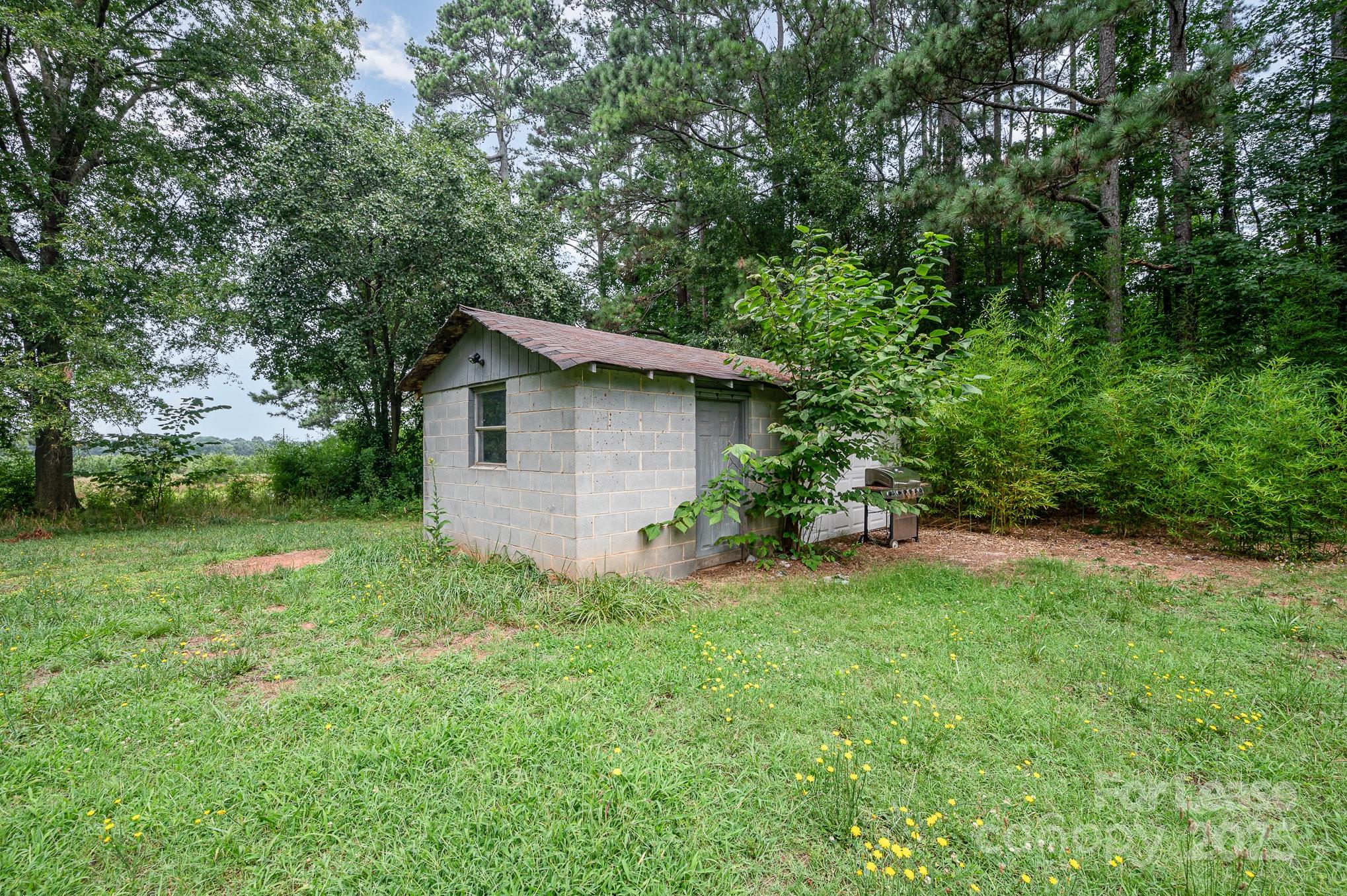 6118 S Rocky River Road