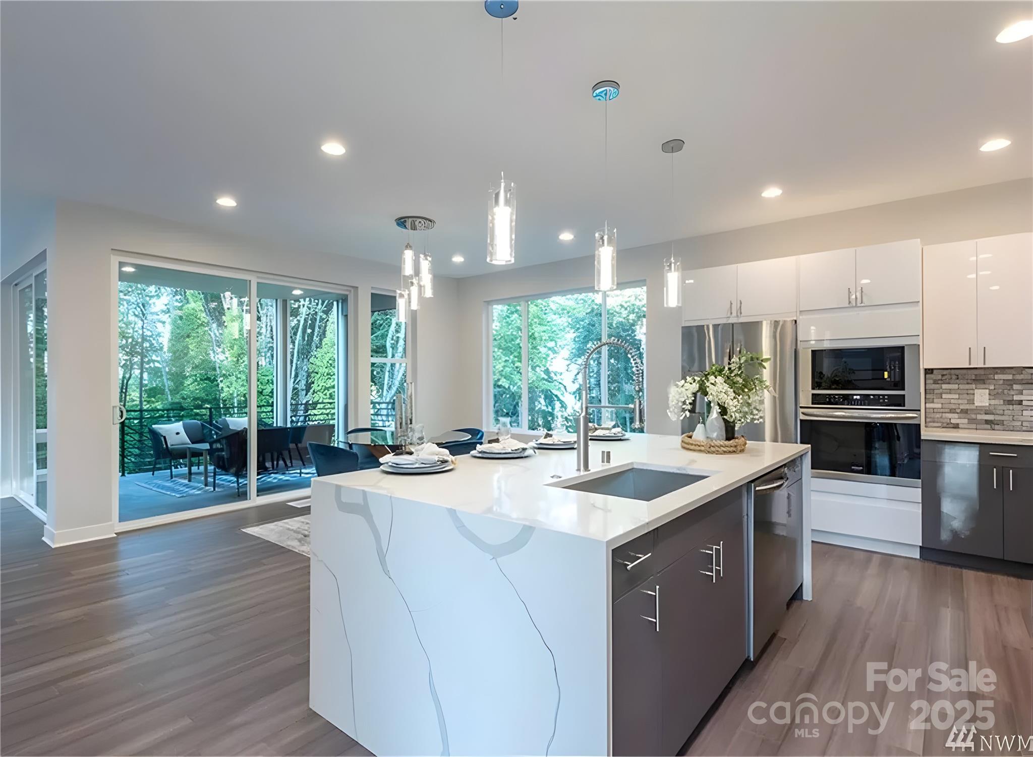 4361 Beechwood Trail