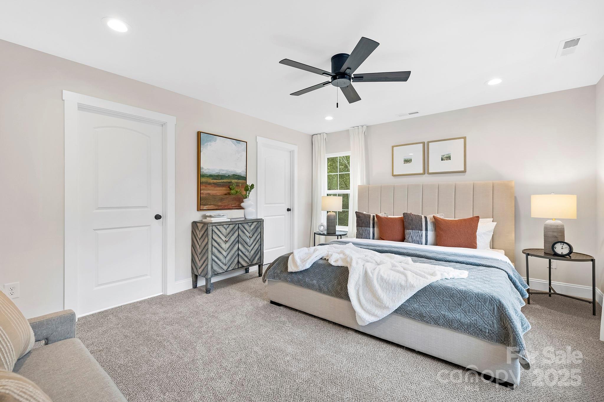 865 Old Farm Road Unit: L24