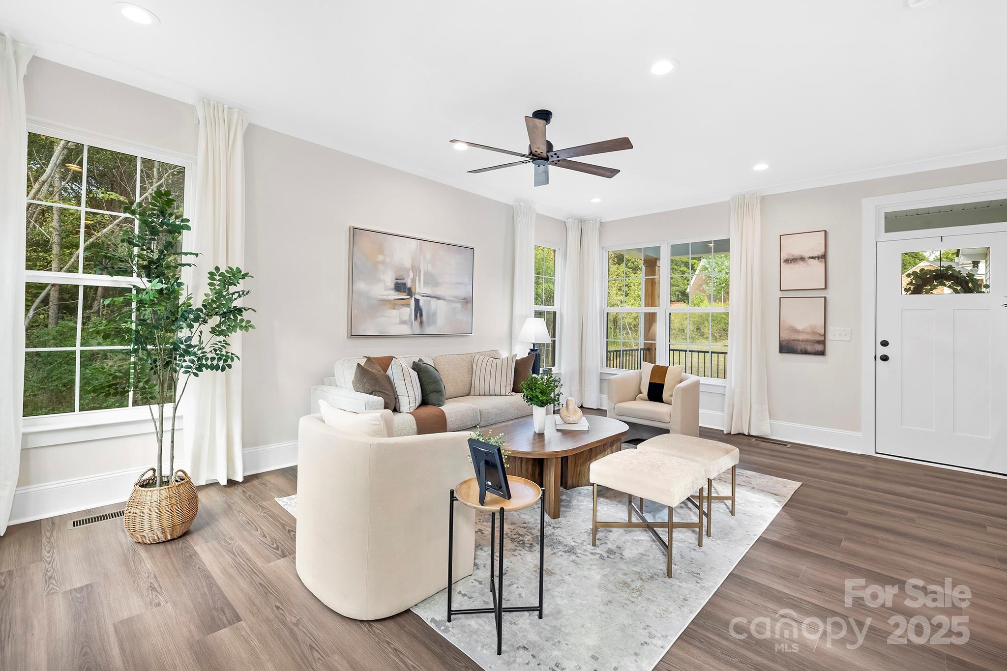 865 Old Farm Road Unit: L24