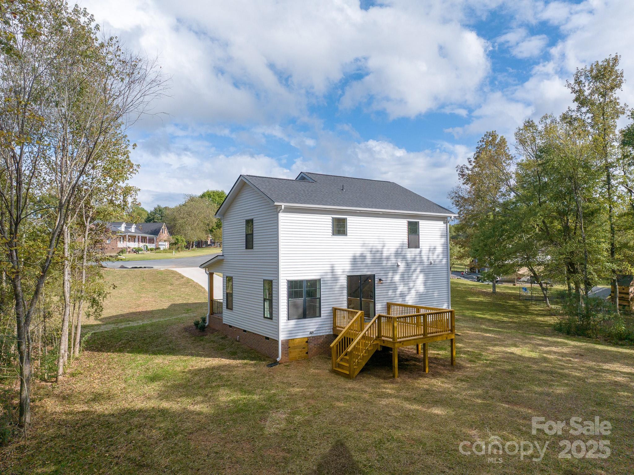 865 Old Farm Road Unit: L24