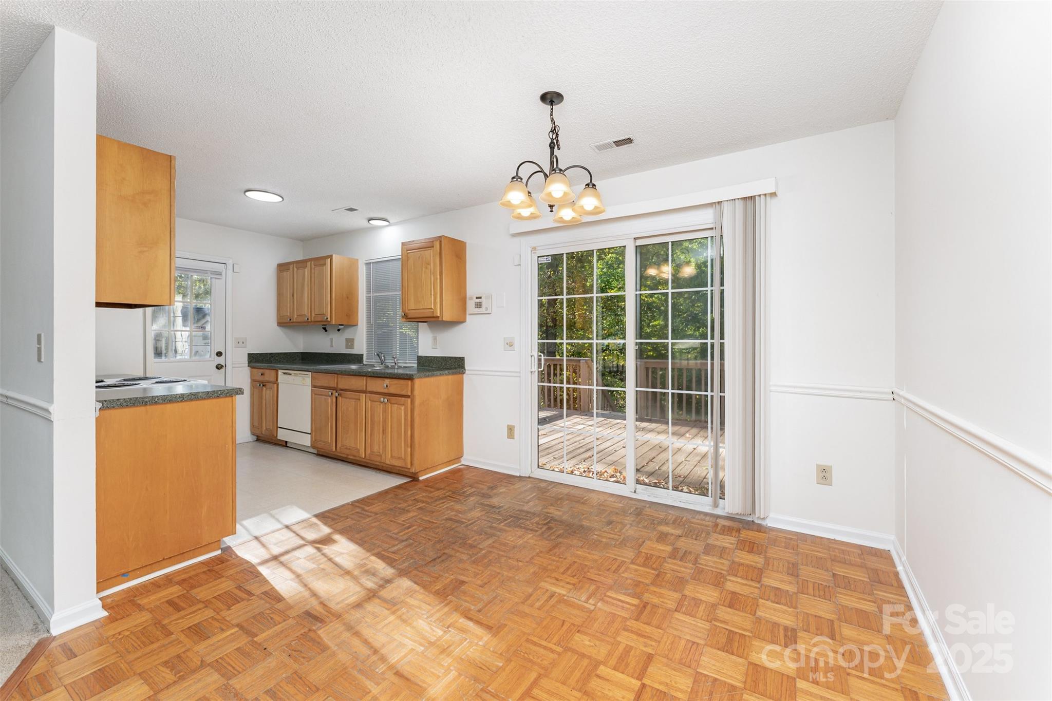2319 Oak Leigh Drive