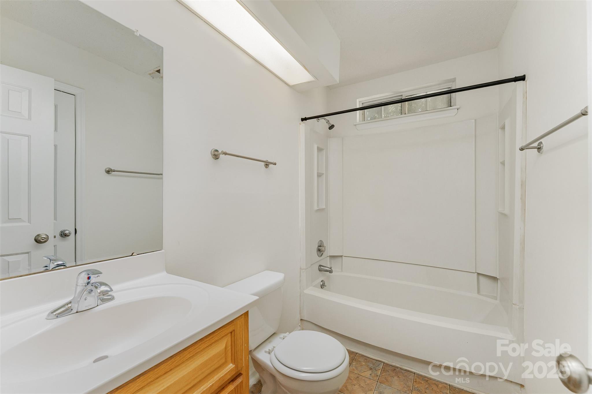 2319 Oak Leigh Drive