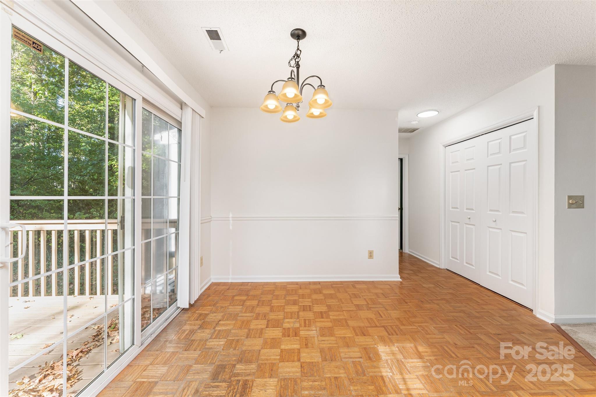 2319 Oak Leigh Drive