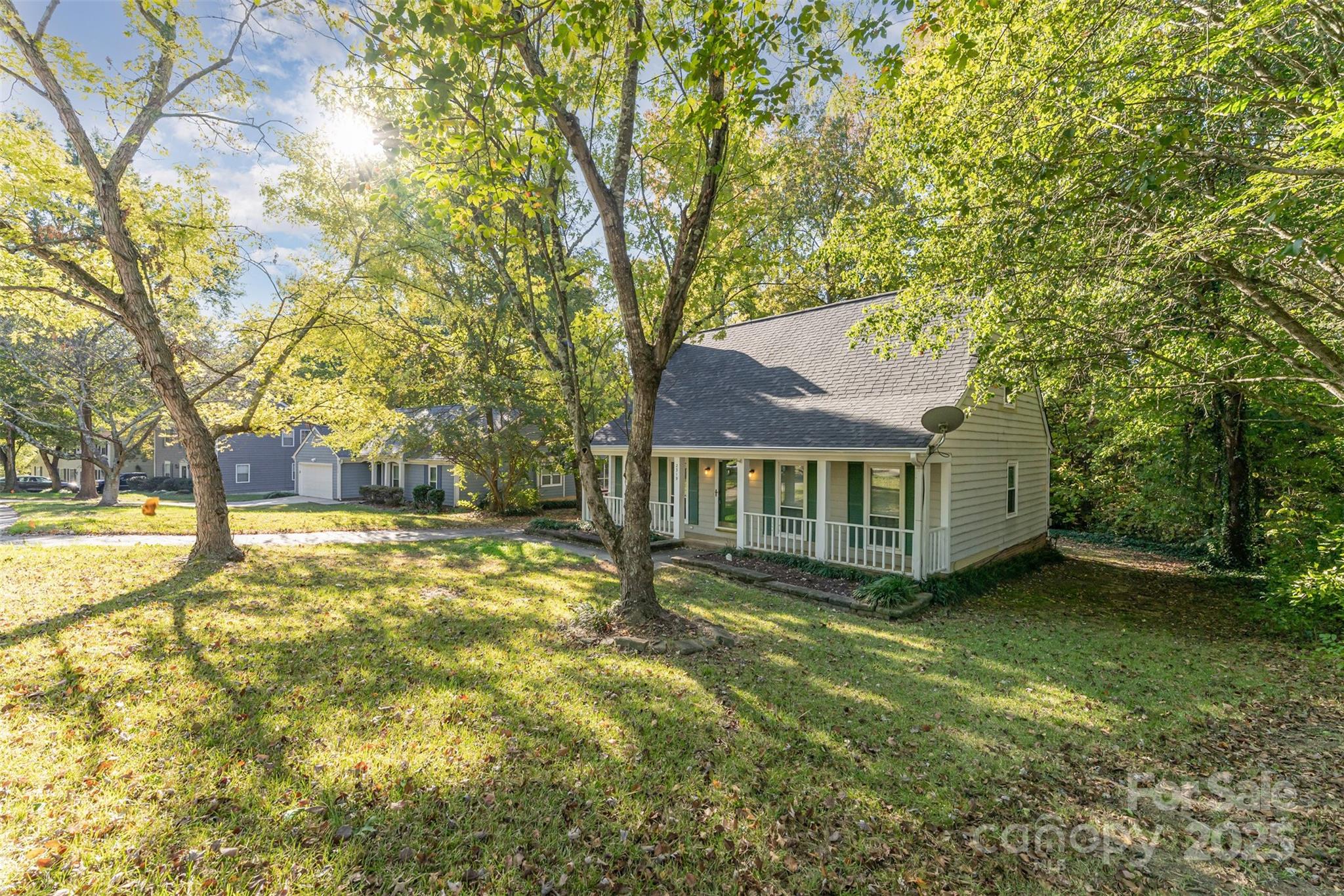 2319 Oak Leigh Drive