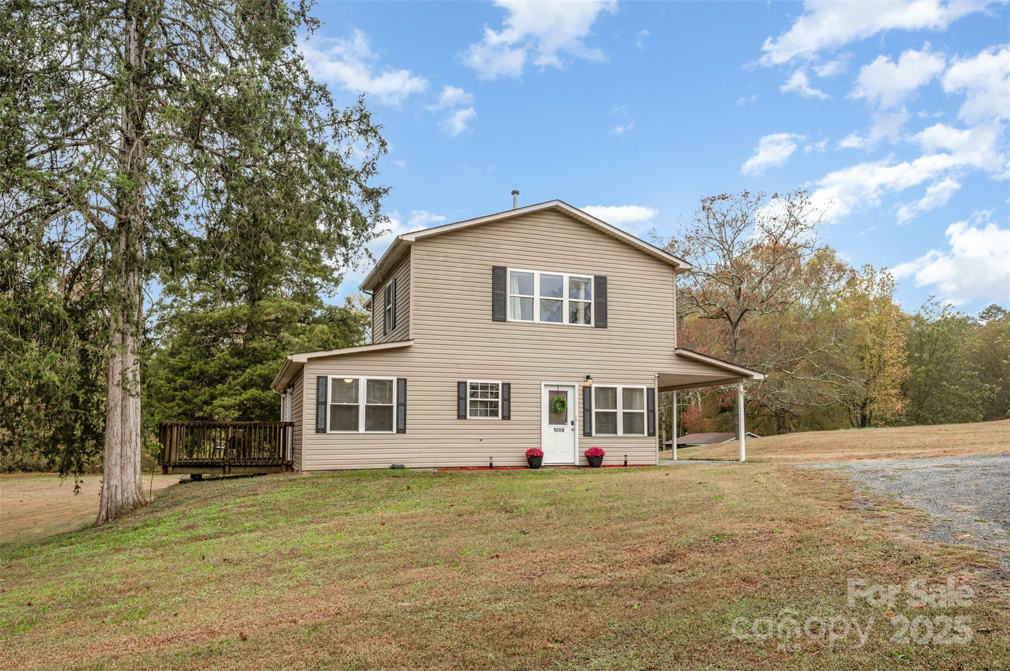 1008 Oak Trail Circle