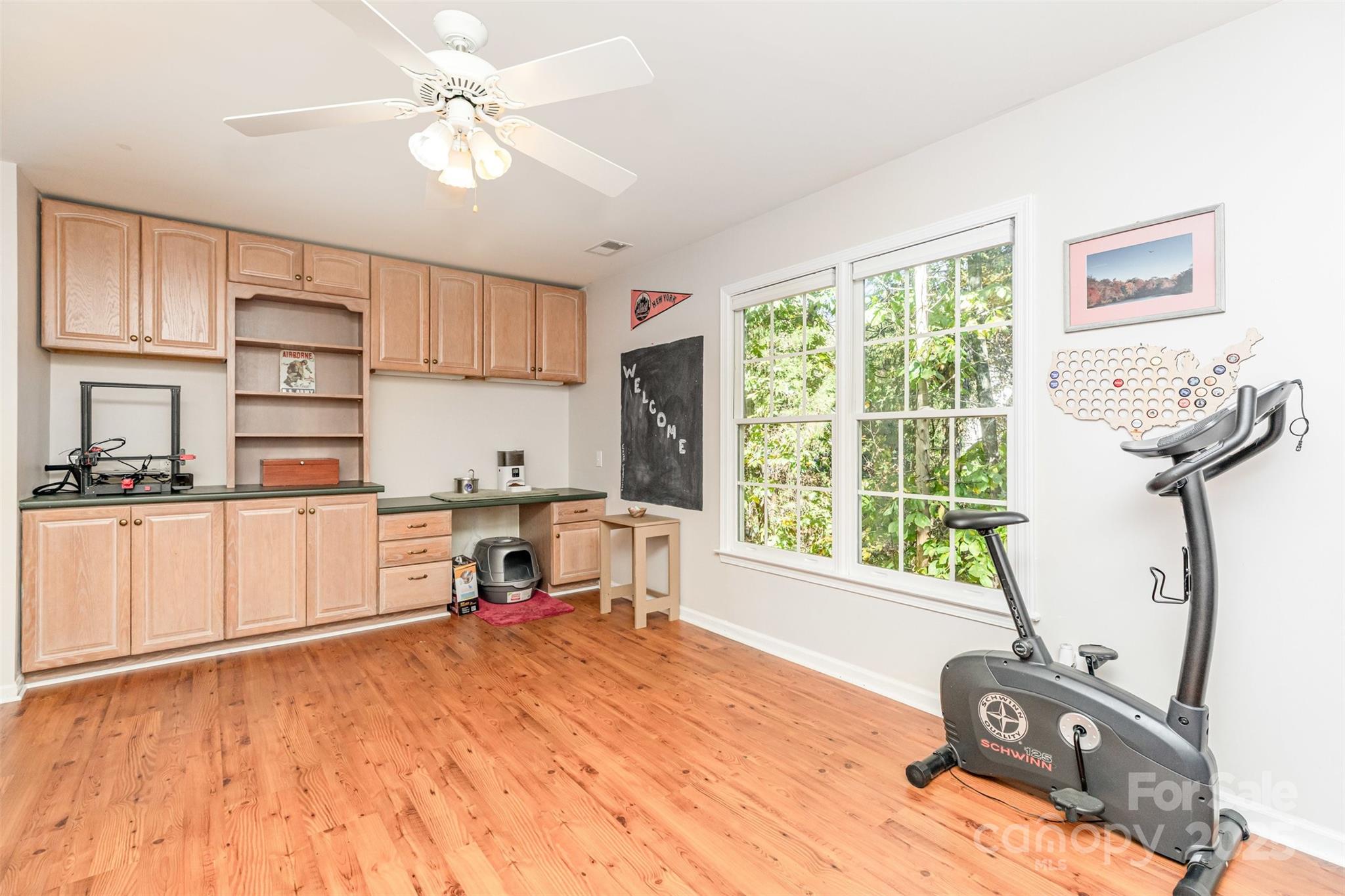 8437 Kilmartin Lane