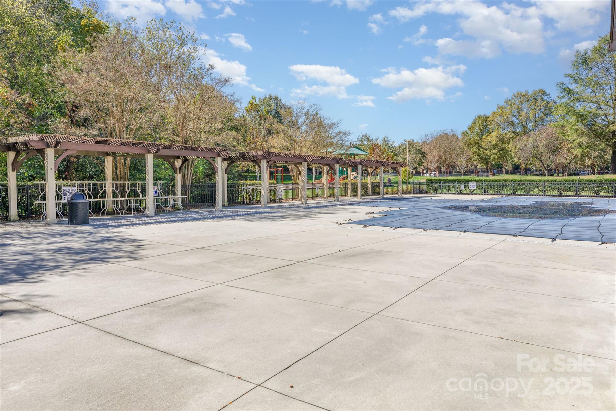 8437 Kilmartin Lane