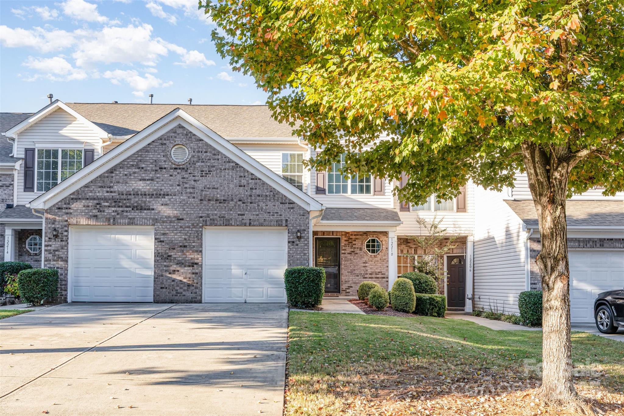 12210 Stratfield Place Circle
