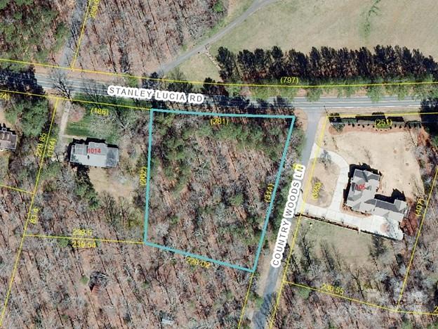 0000 Country Woods Lane