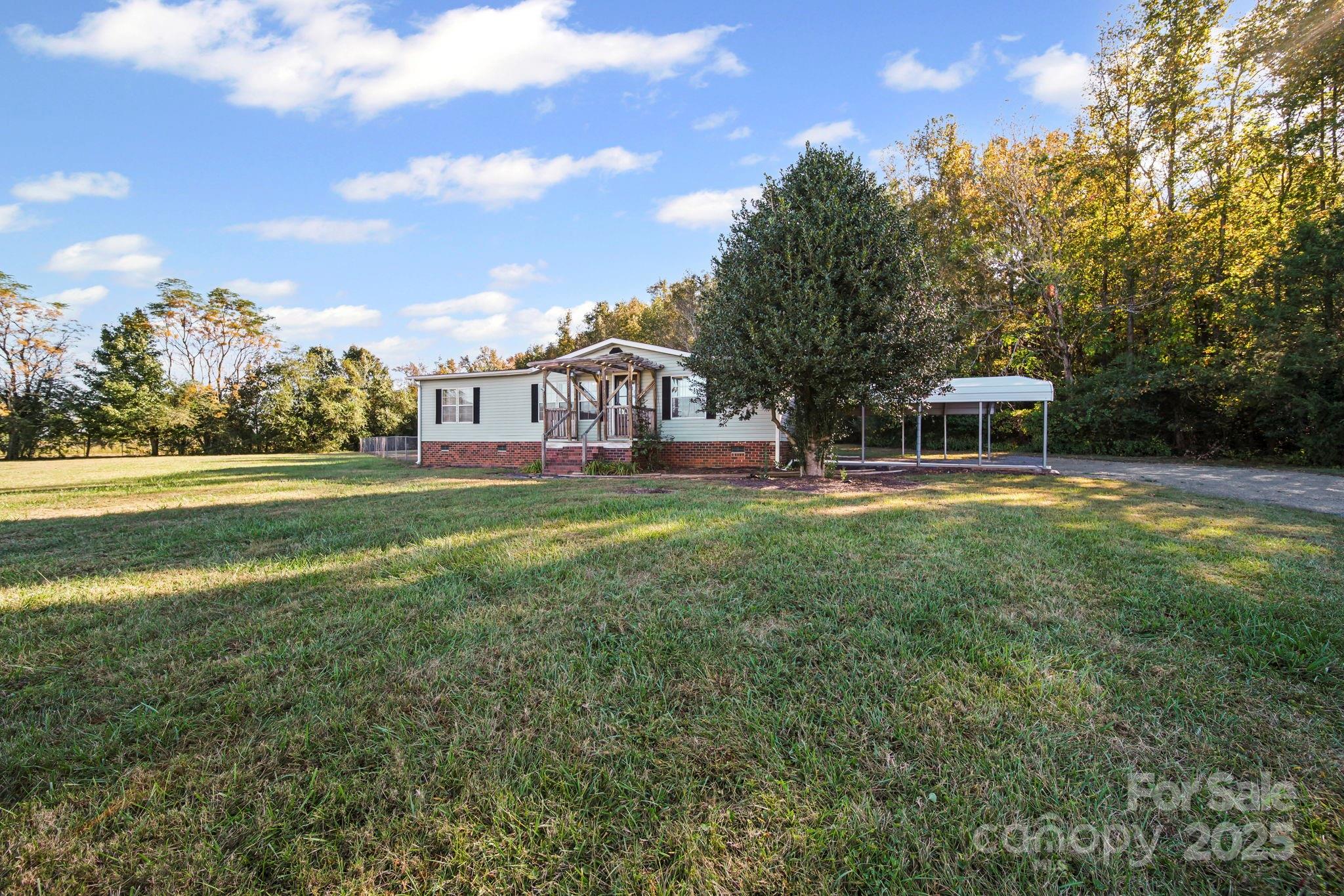 40149 Eagle Head Court