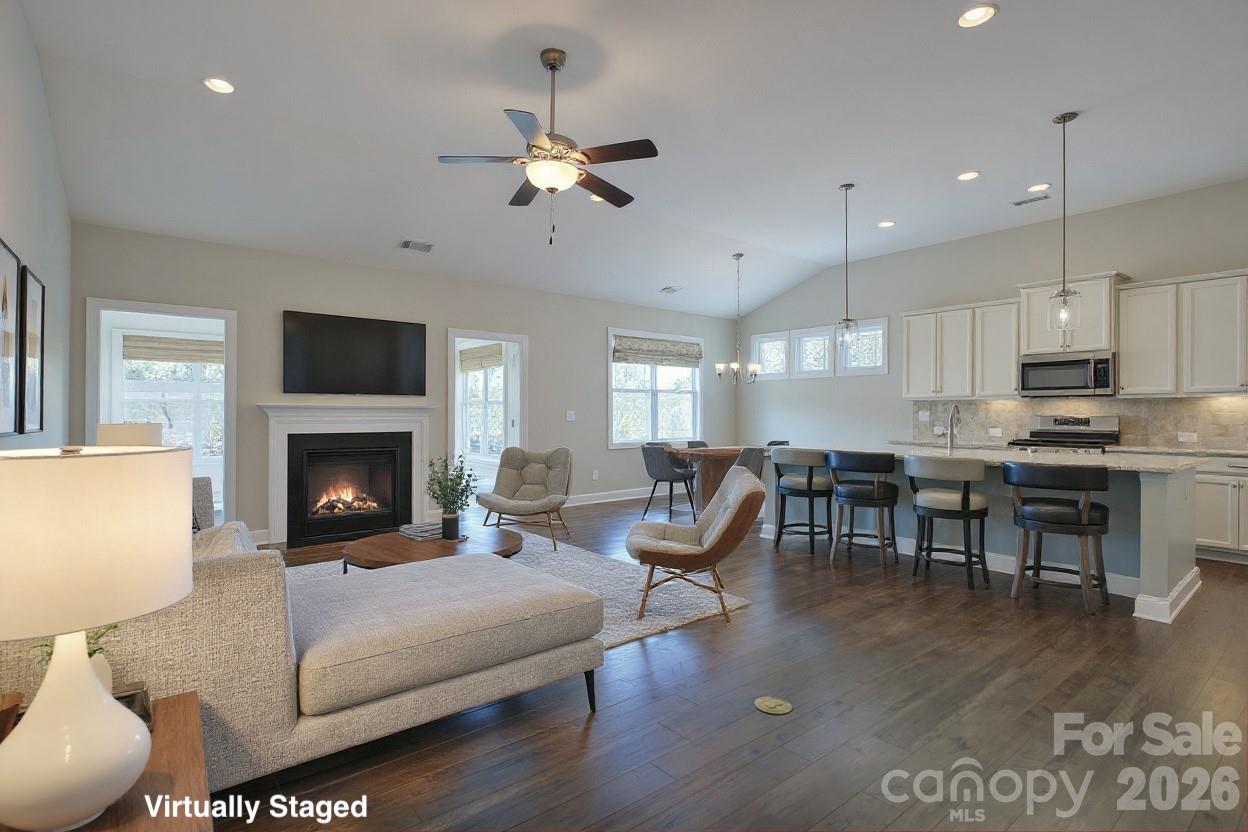 521 Trillium Way
